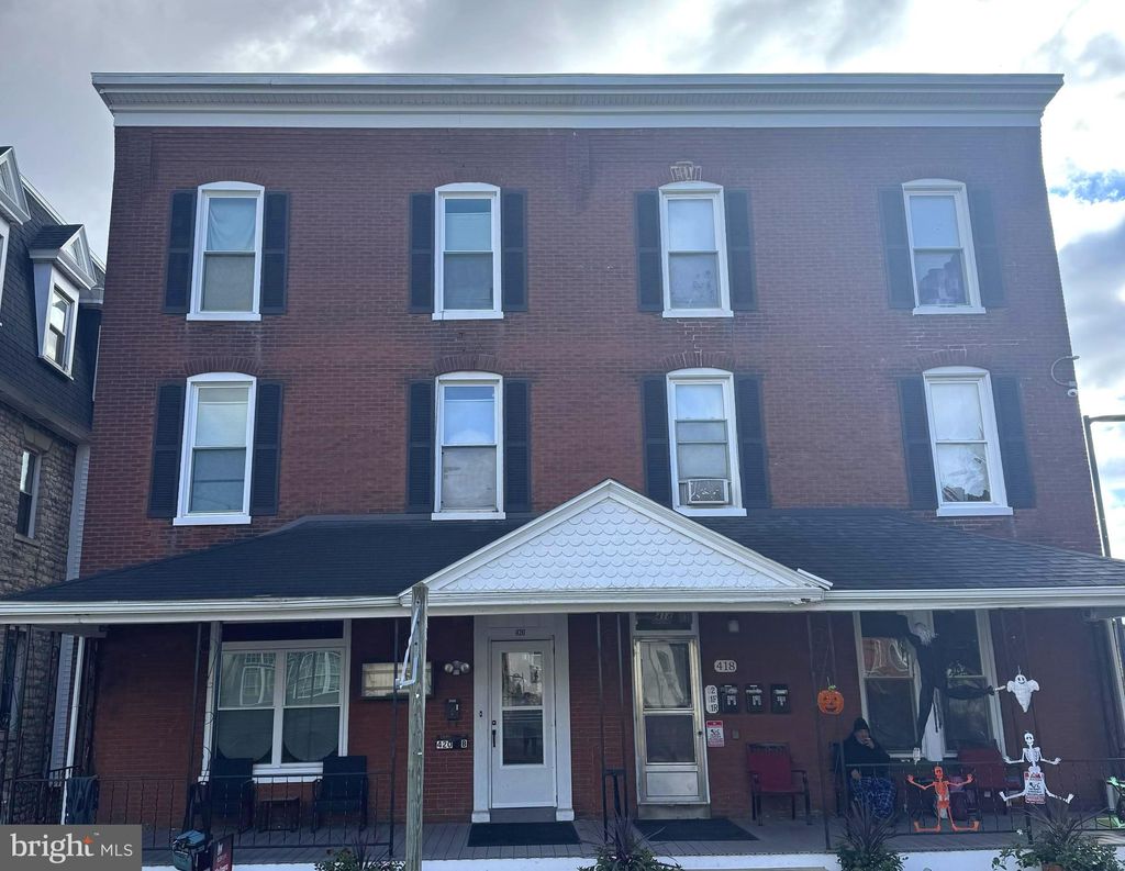 Photo of 420 E Lincoln Highway E, COATESVILLE, PA 19320 (MLS # PACT2112344)
