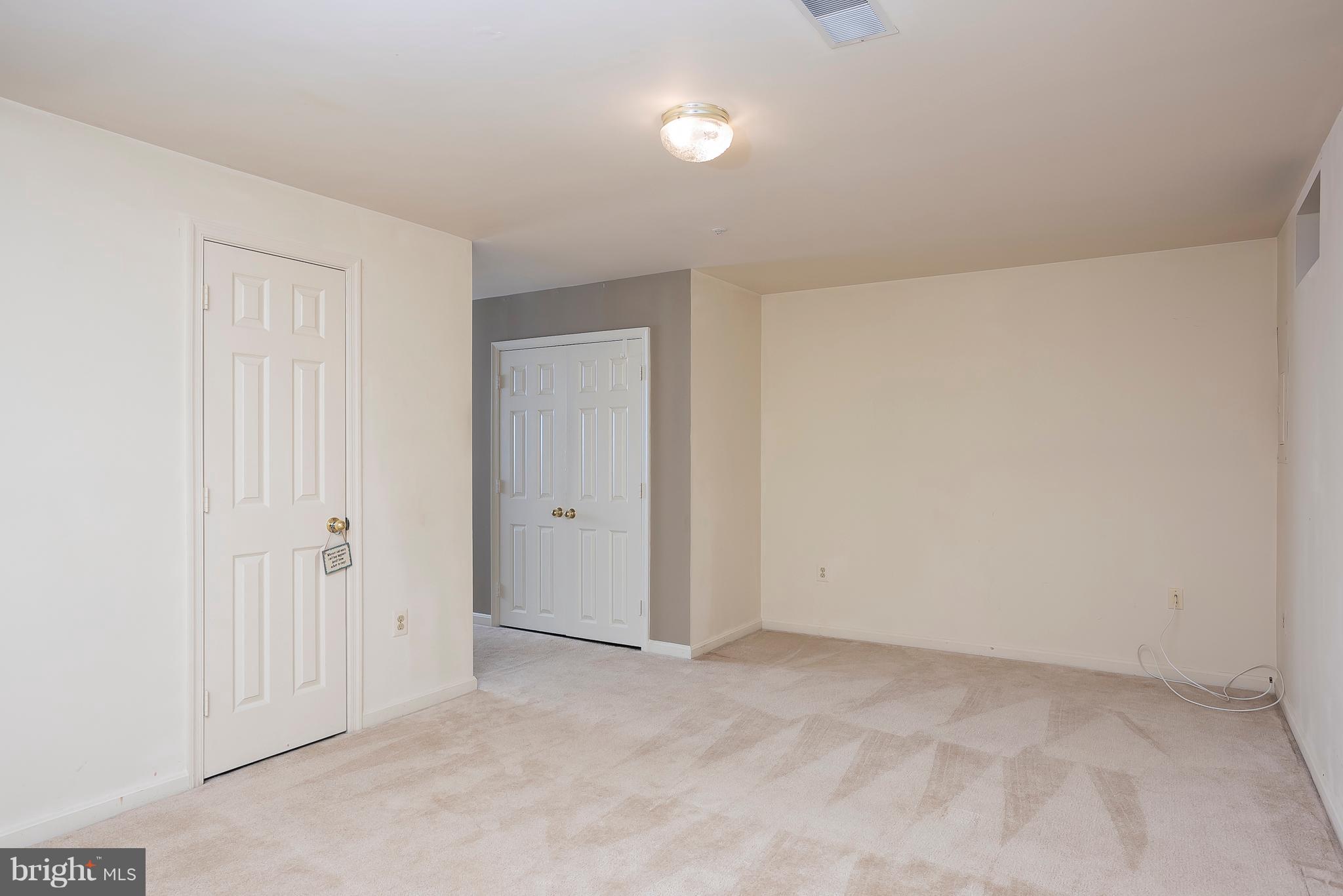 WOODVIEW VILLAGE - Residential