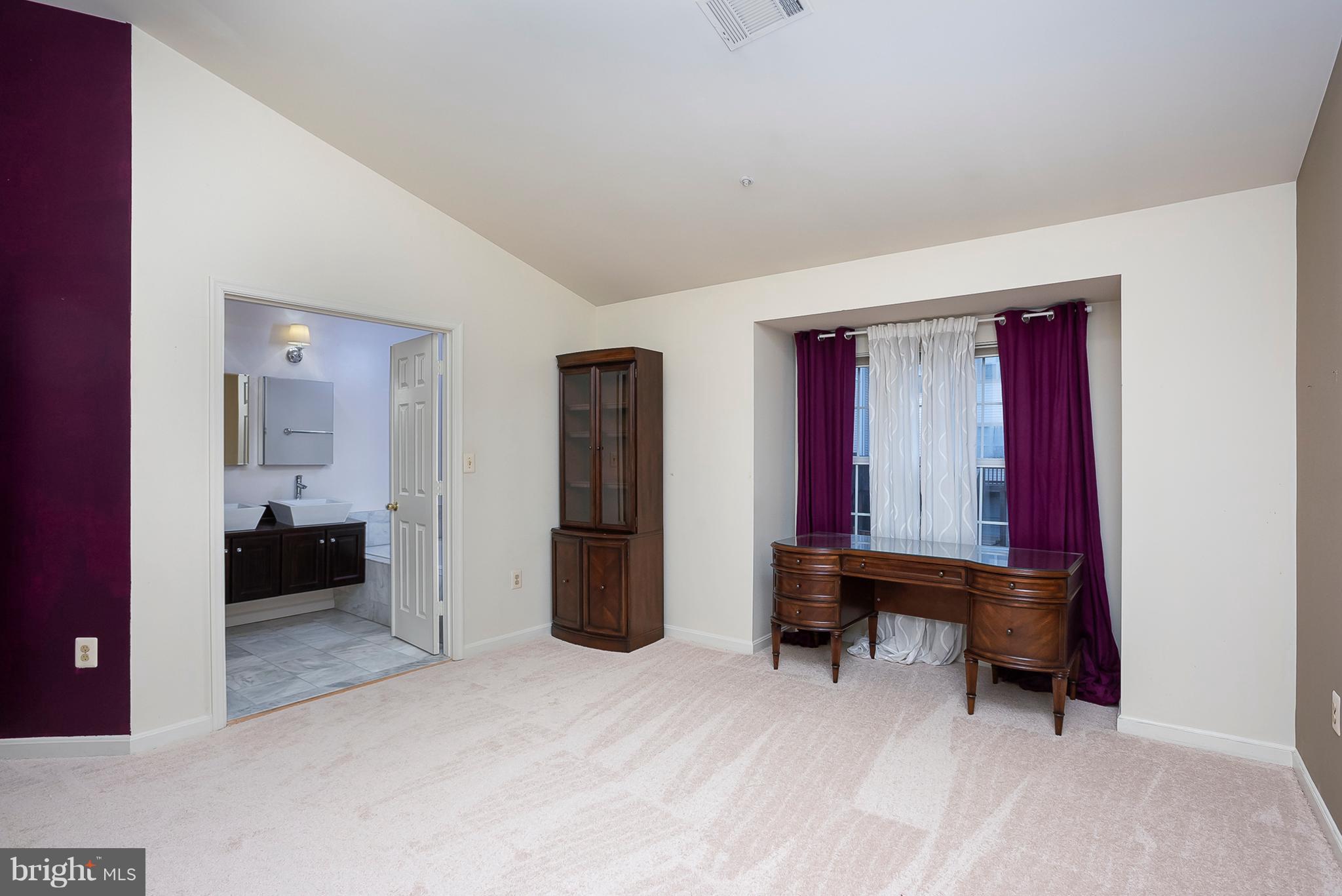 WOODVIEW VILLAGE - Residential