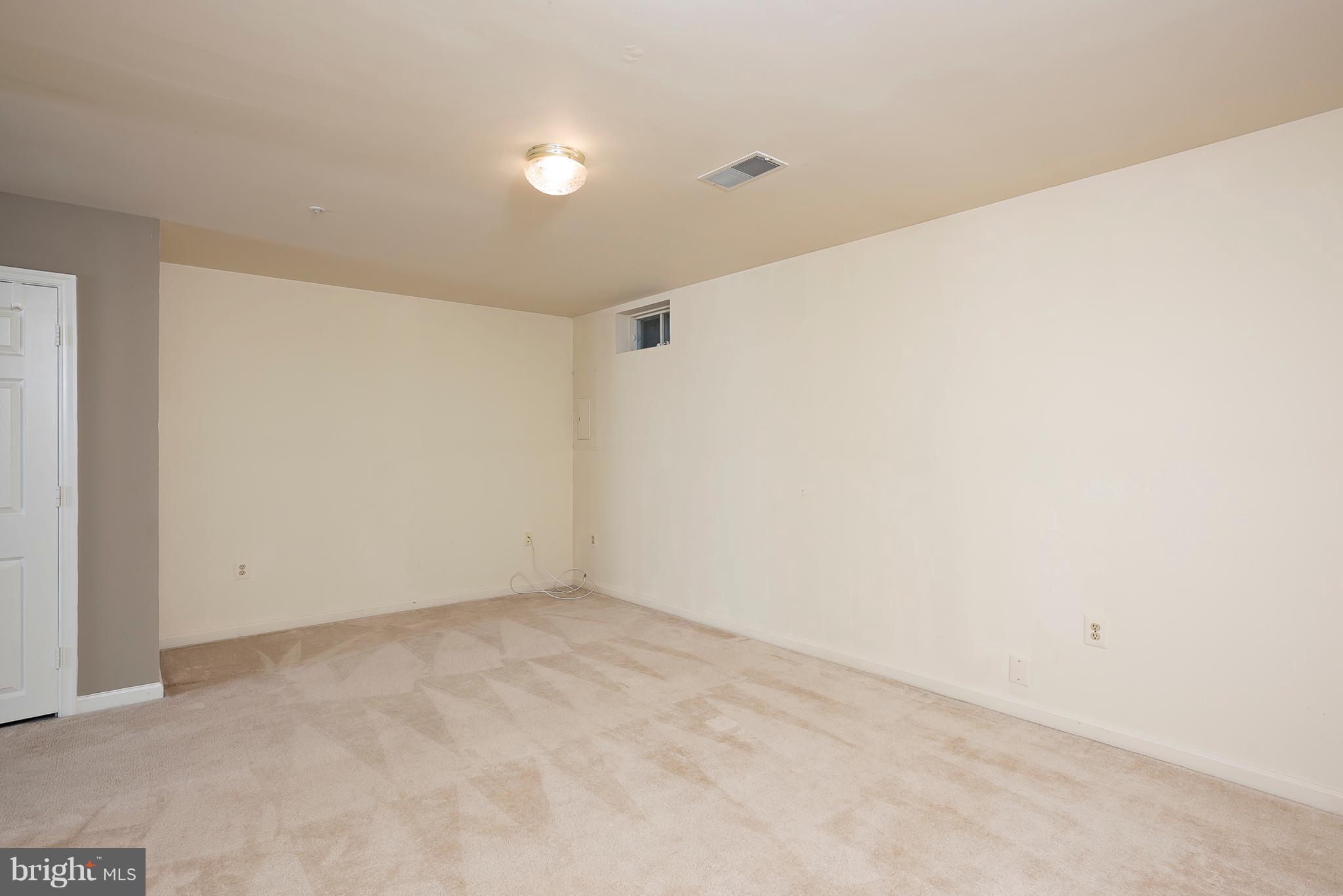 WOODVIEW VILLAGE - Residential