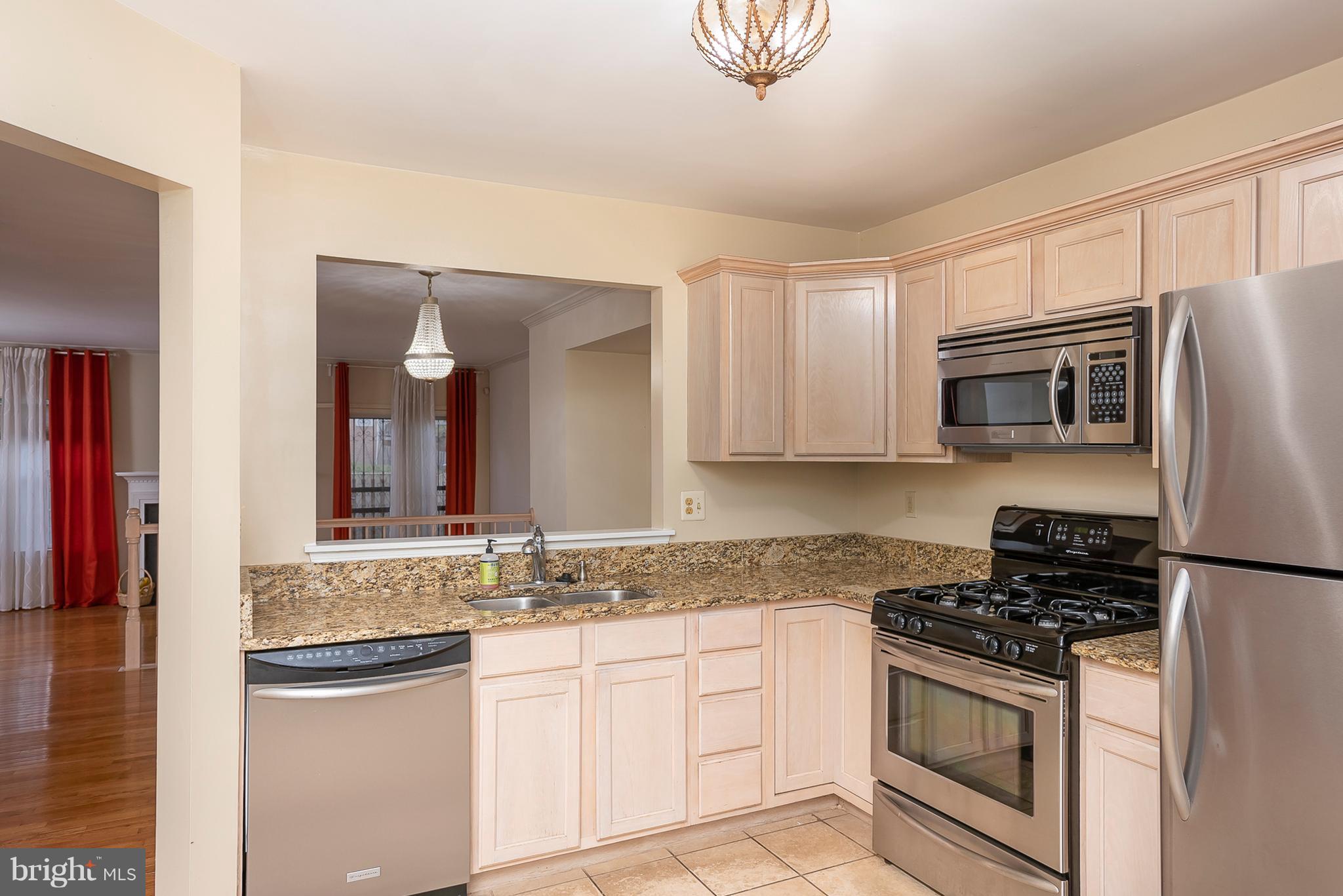 WOODVIEW VILLAGE - Residential