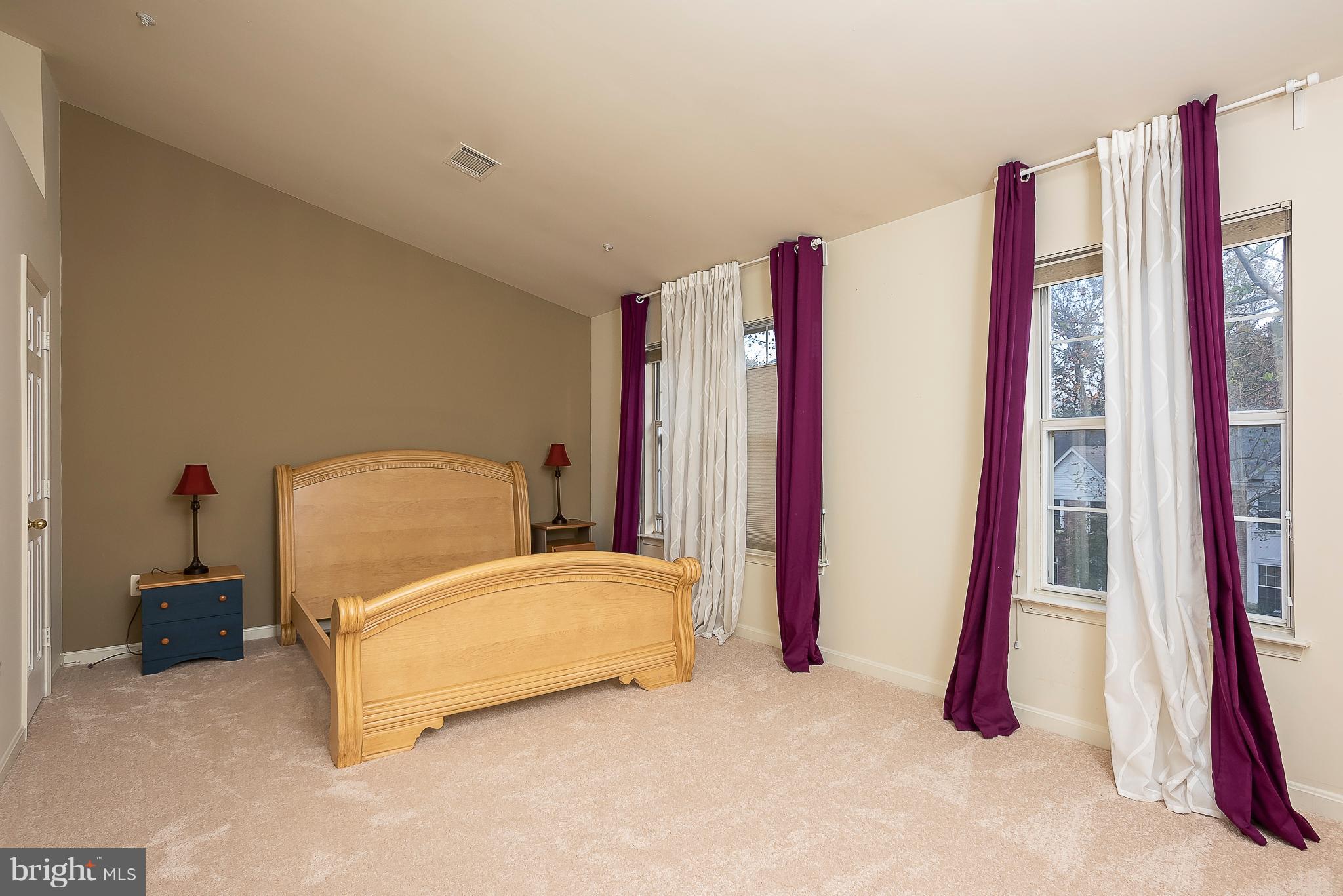 WOODVIEW VILLAGE - Residential