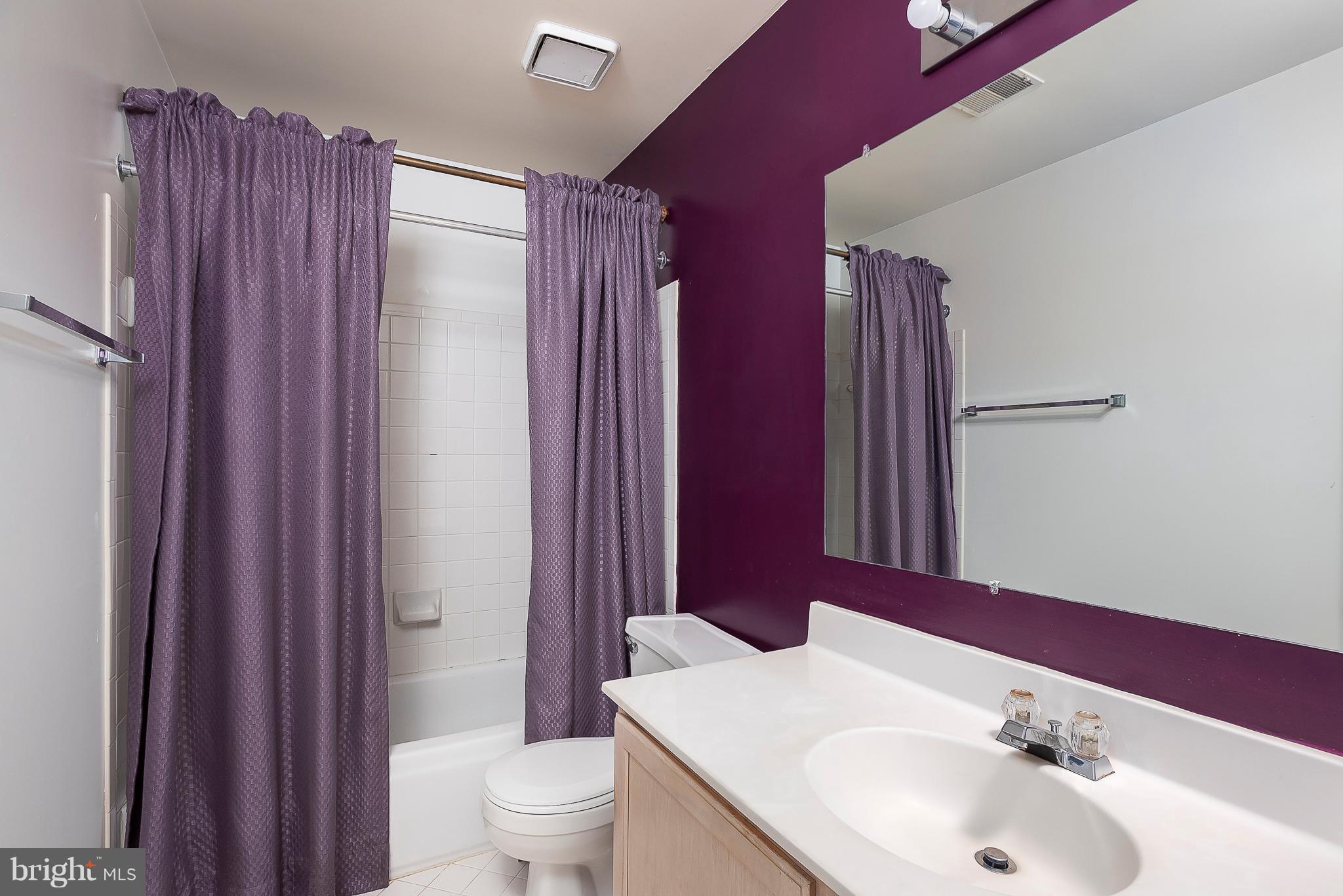 WOODVIEW VILLAGE - Residential