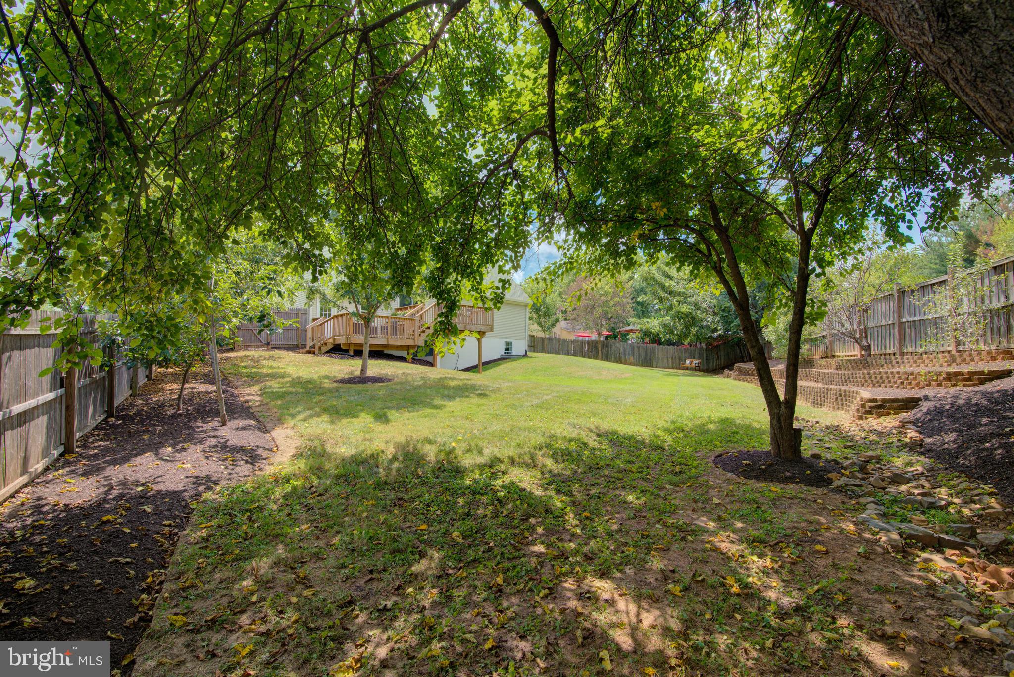 CRESTBROOK - Residential