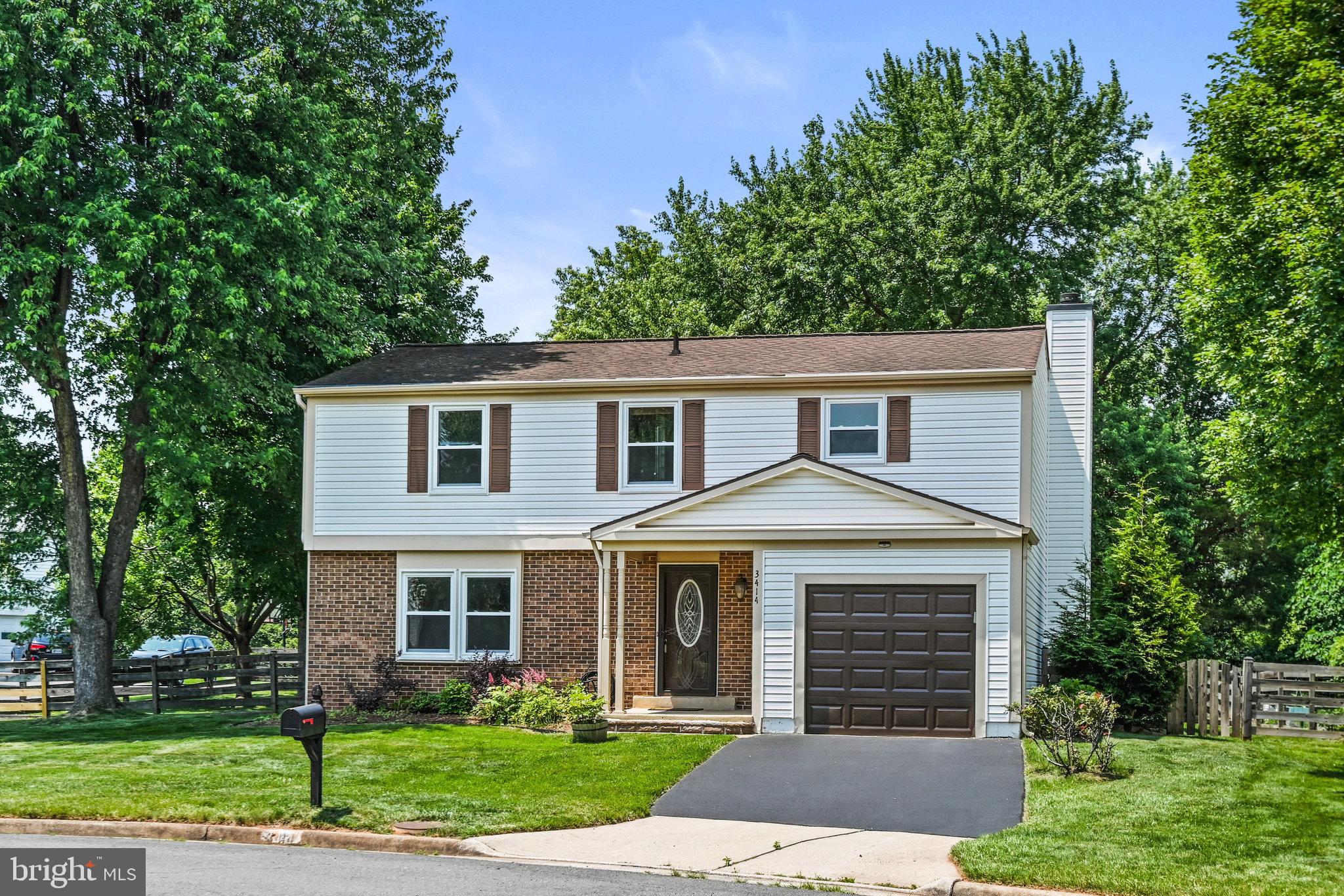 3414 TYBURN TREE COURT