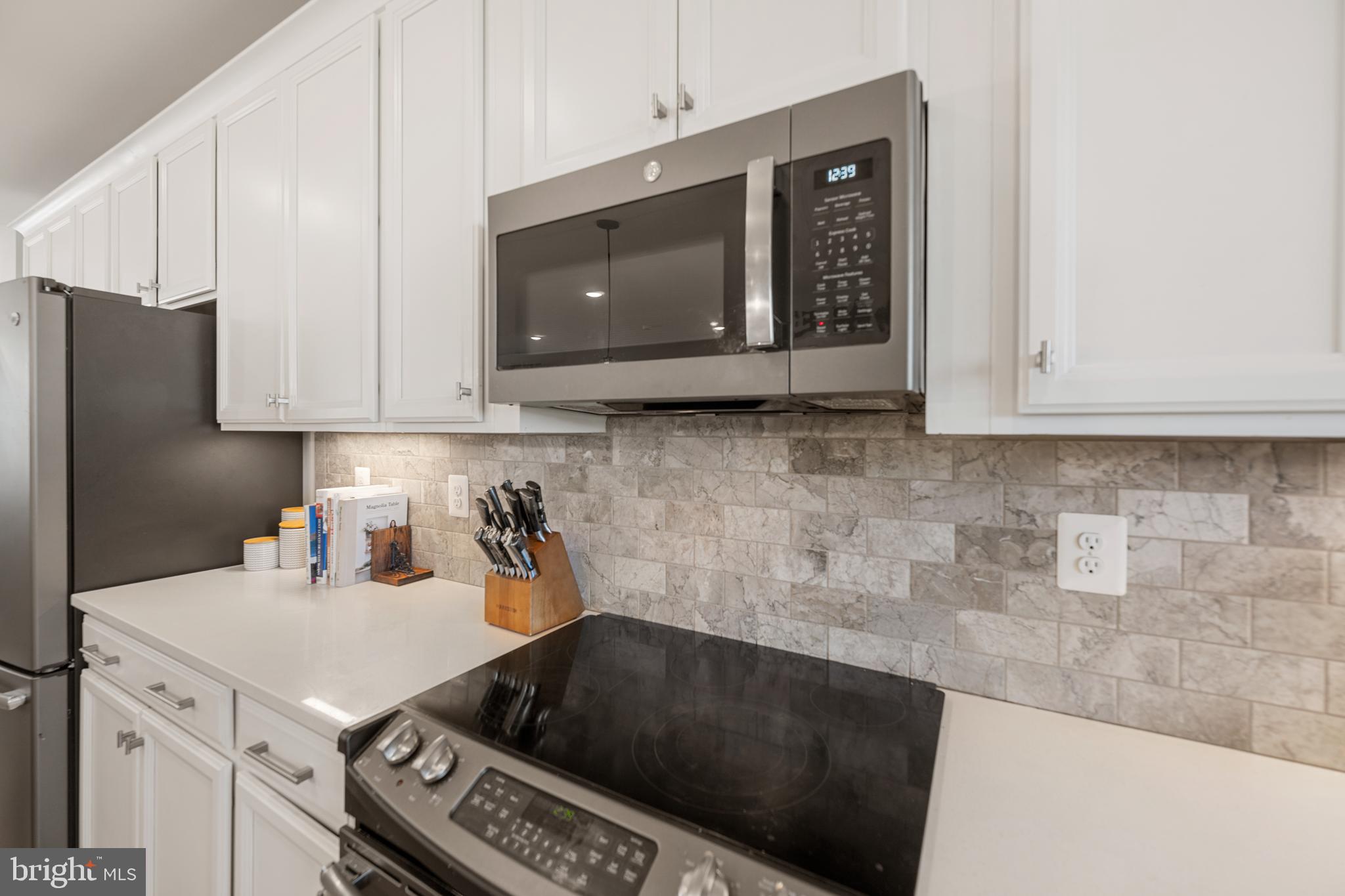 HEATHCOTE COMMONS CONDOMINIUMS - Residential