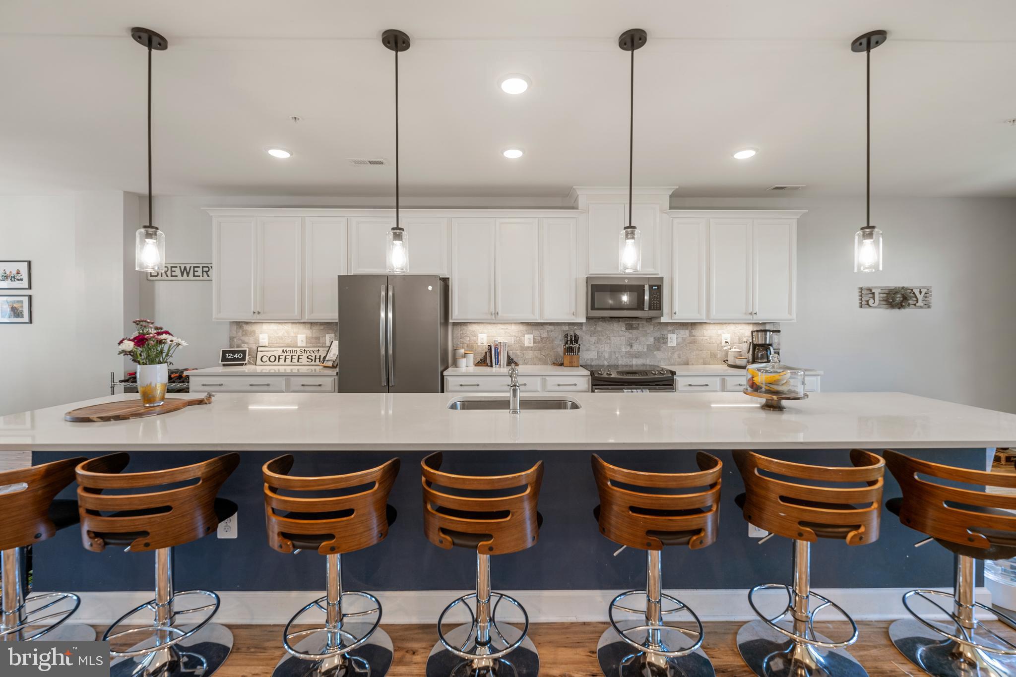 HEATHCOTE COMMONS CONDOMINIUMS - Residential