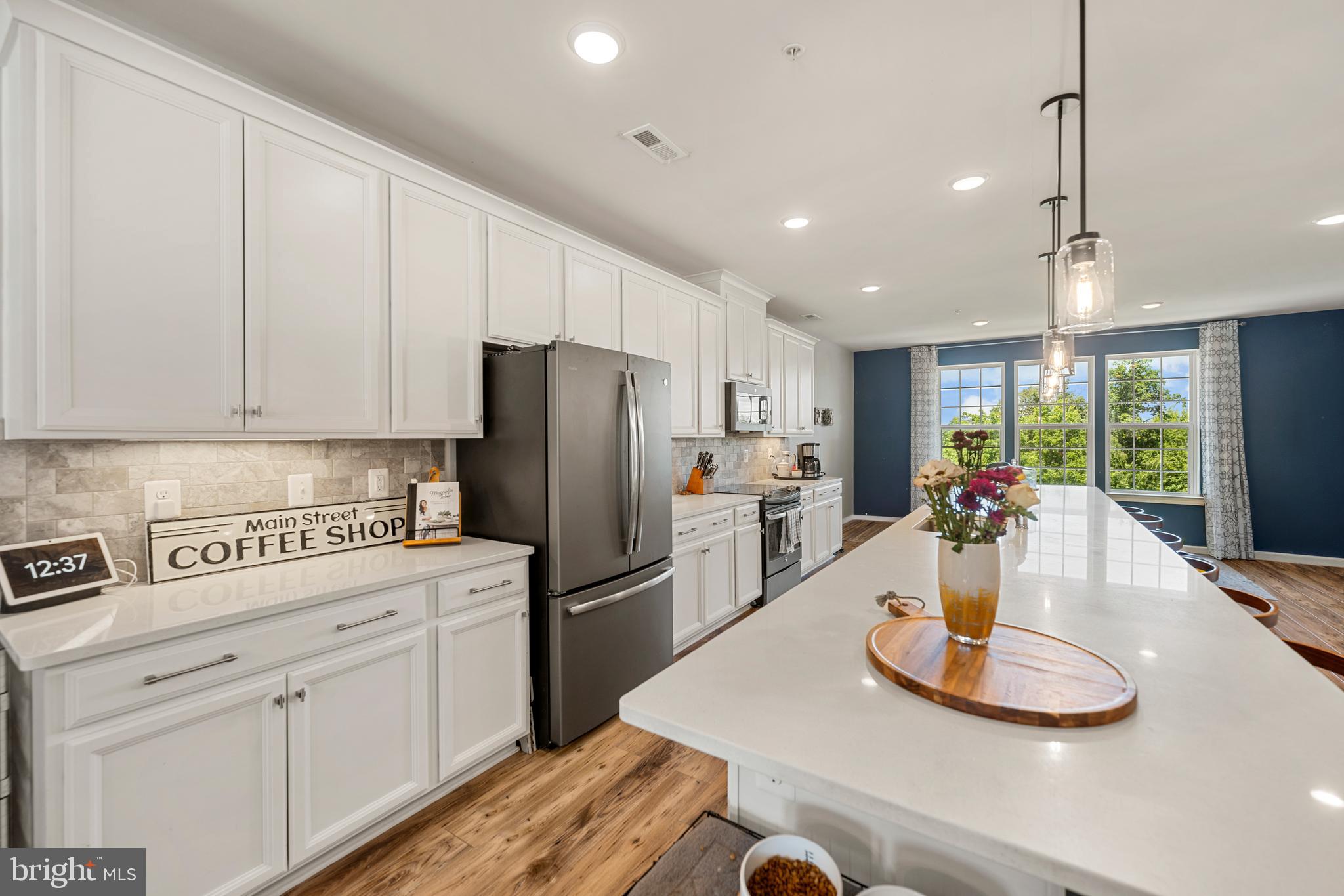HEATHCOTE COMMONS CONDOMINIUMS - Residential