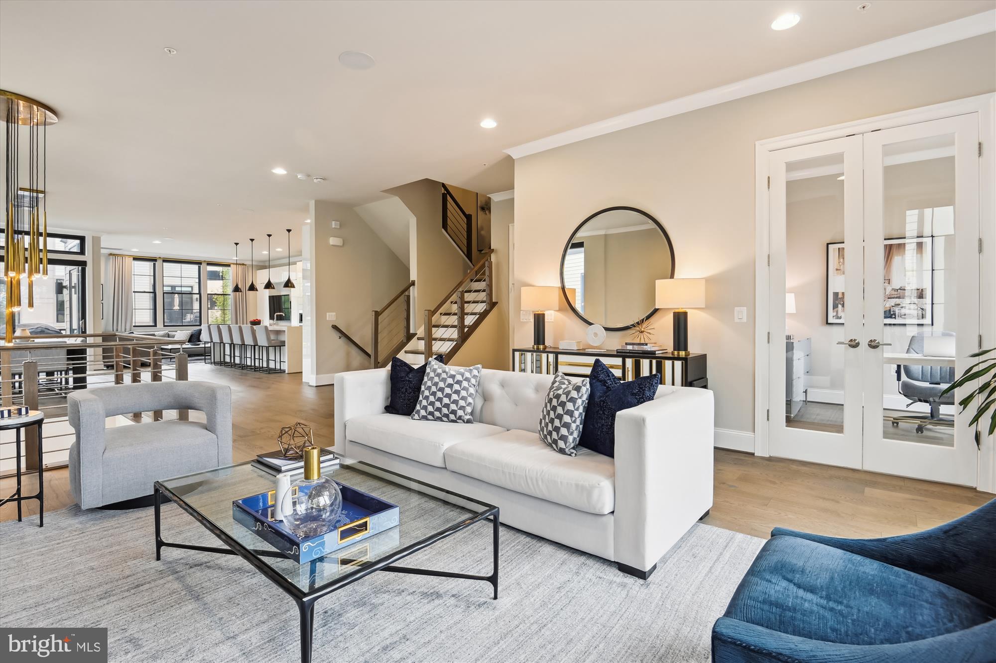 ONE LOUDOUN - Residential