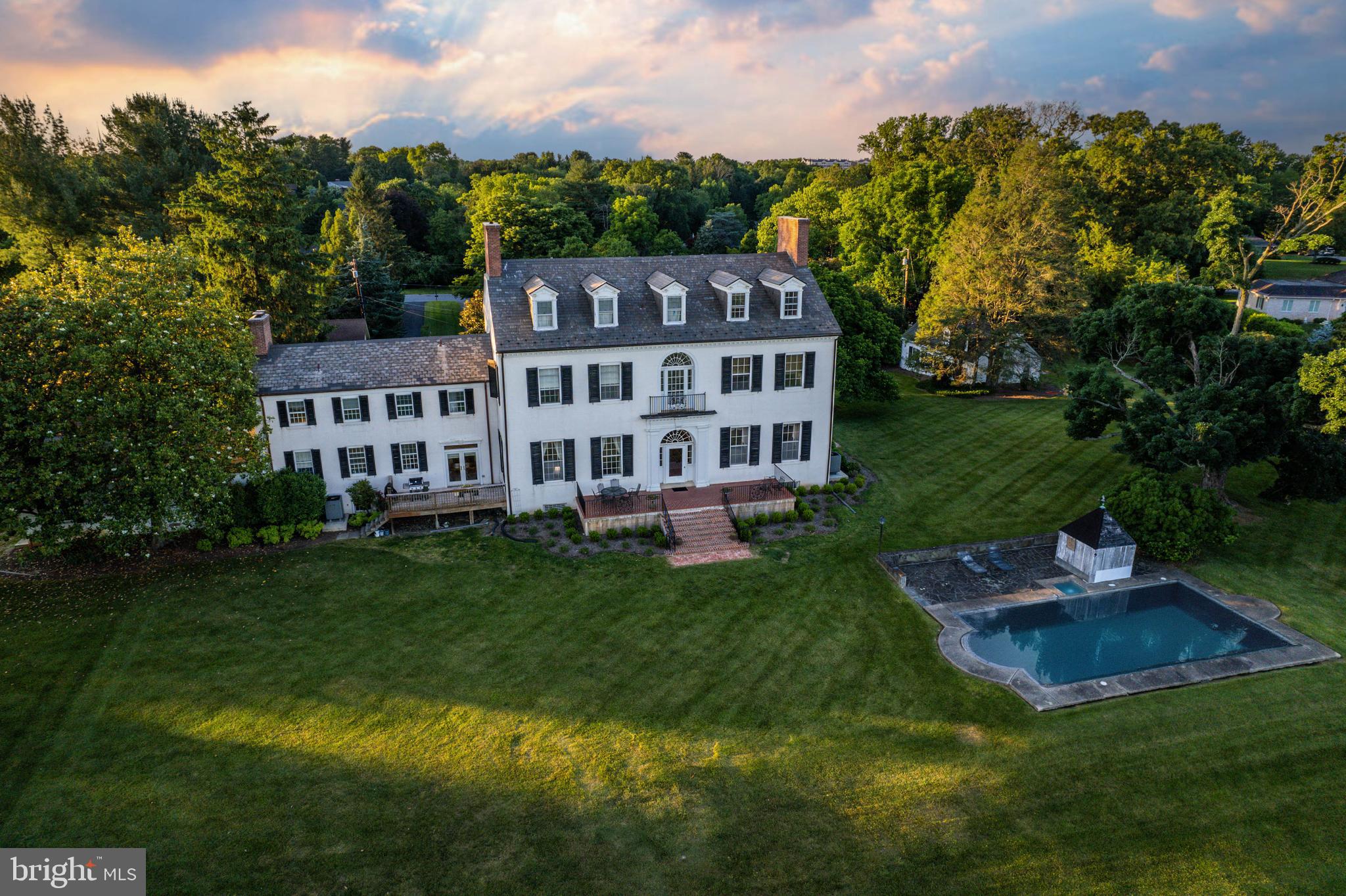 POT SPRING - Residential