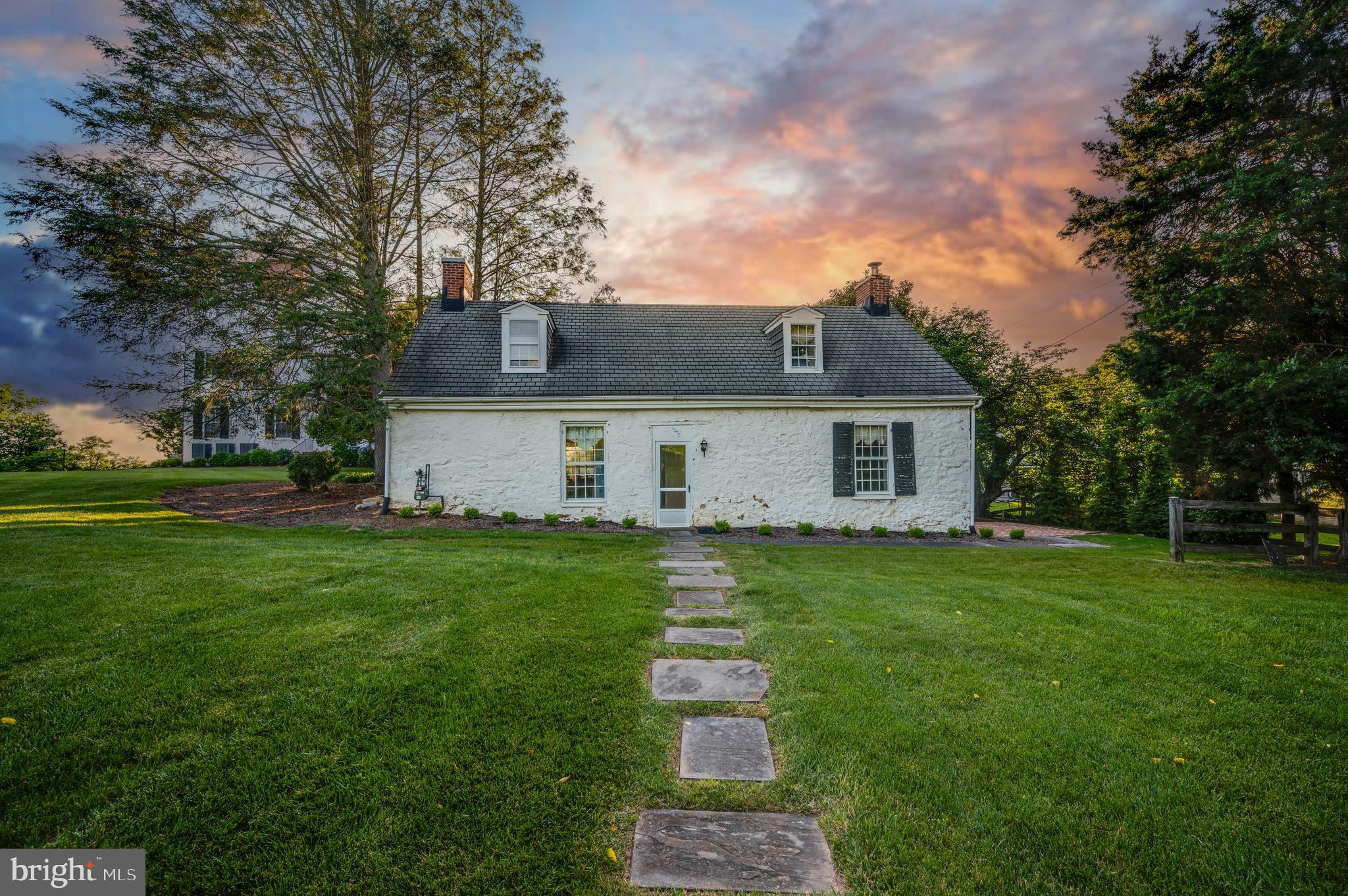 POT SPRING - Residential