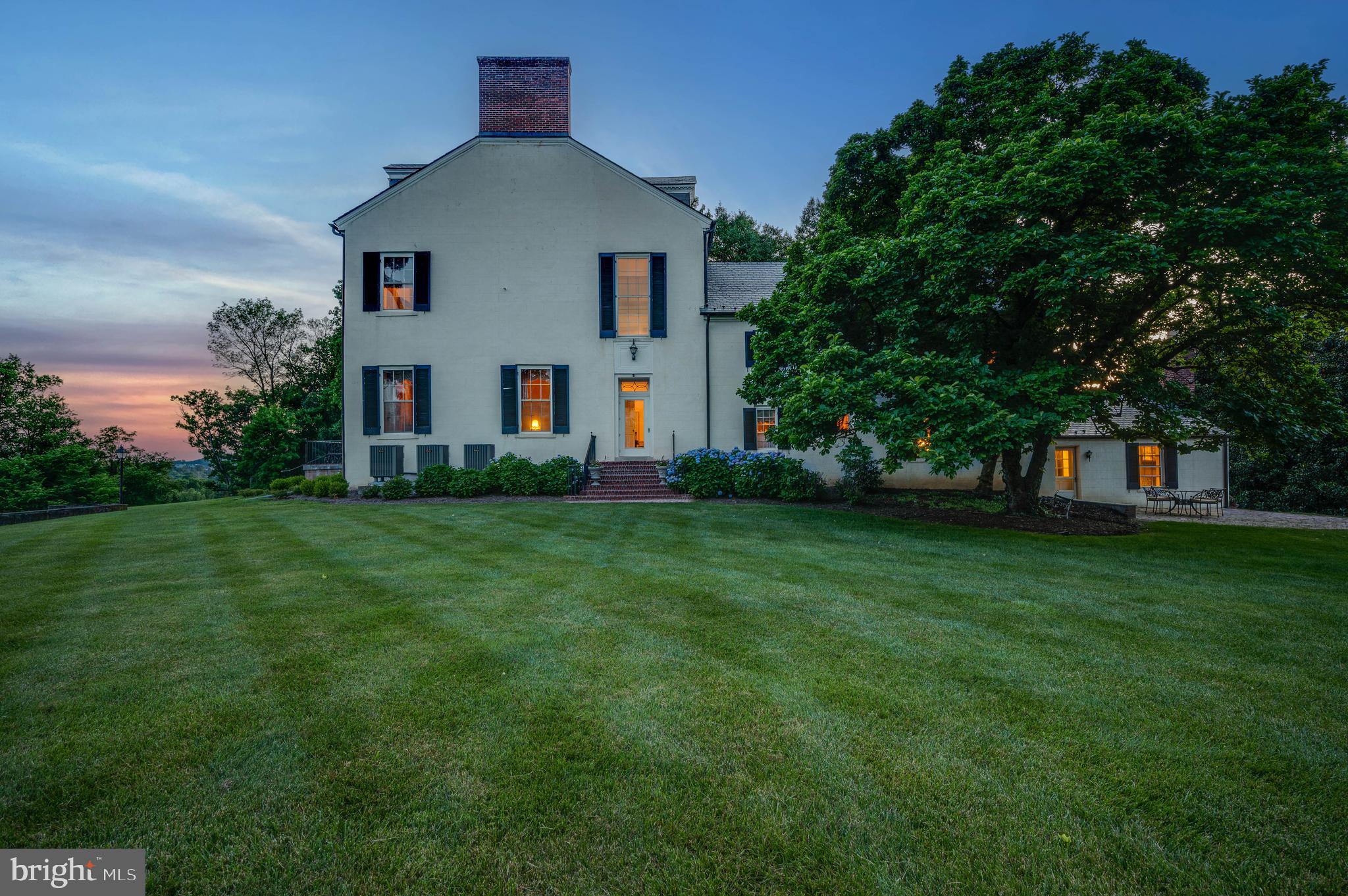 POT SPRING - Residential