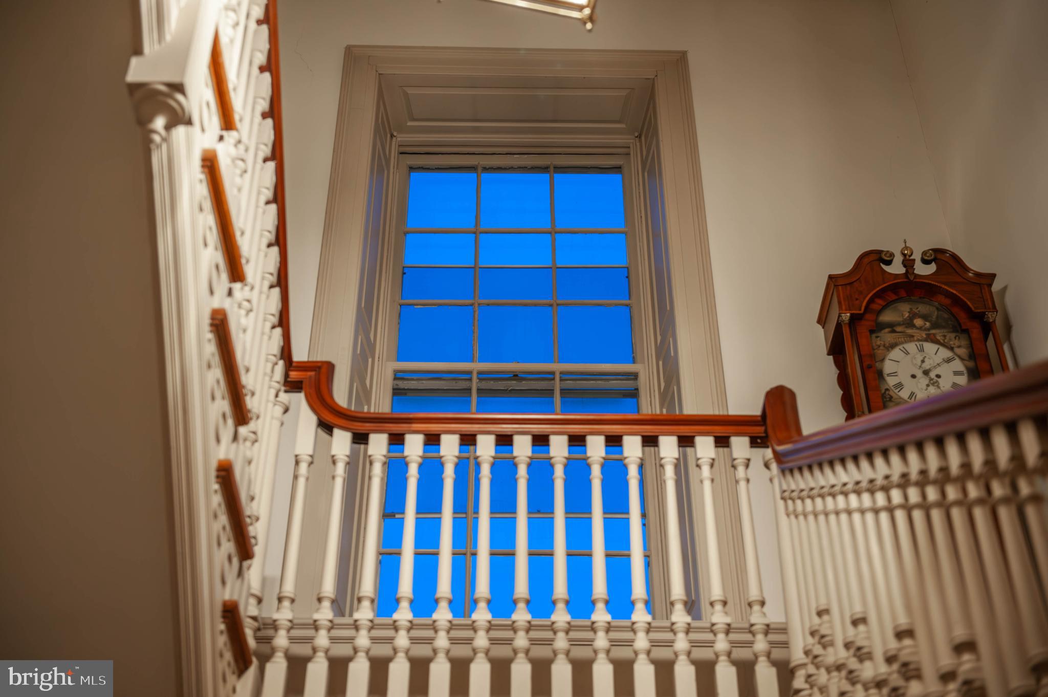 POT SPRING - Residential