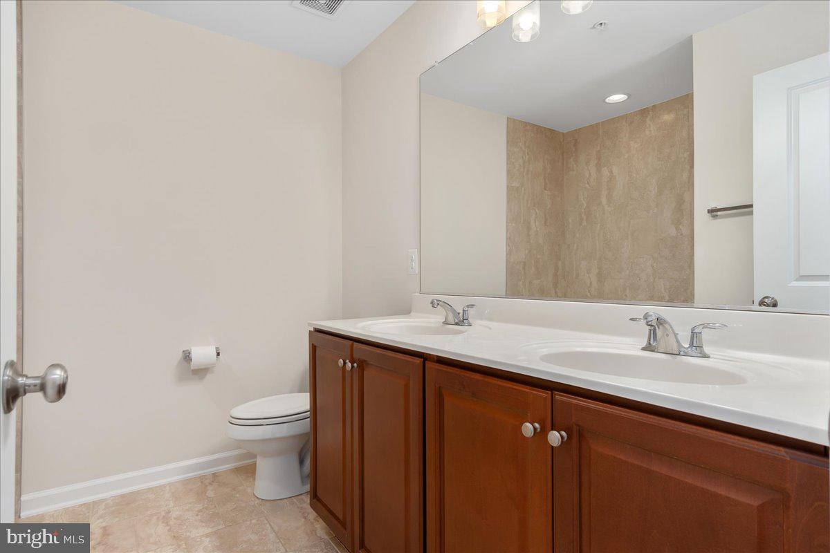 TALLYN RIDGE - Residential