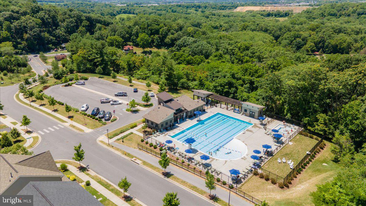 TALLYN RIDGE - Residential