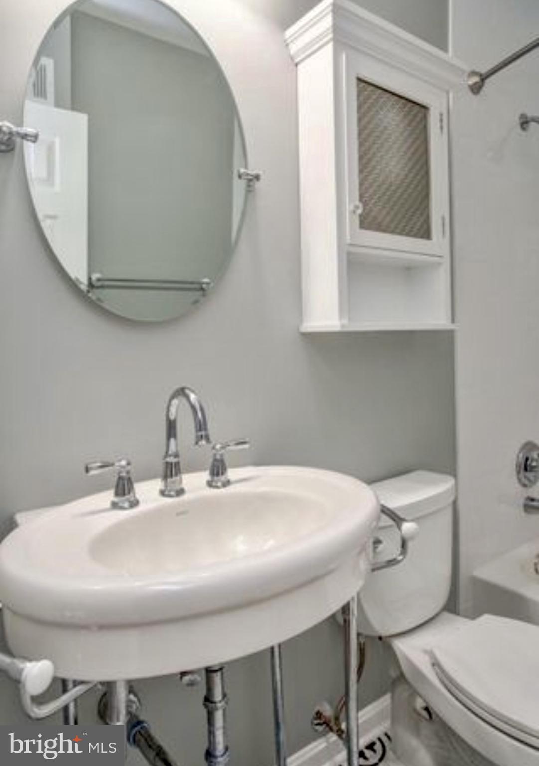 BARTON PLACE - Residential Lease