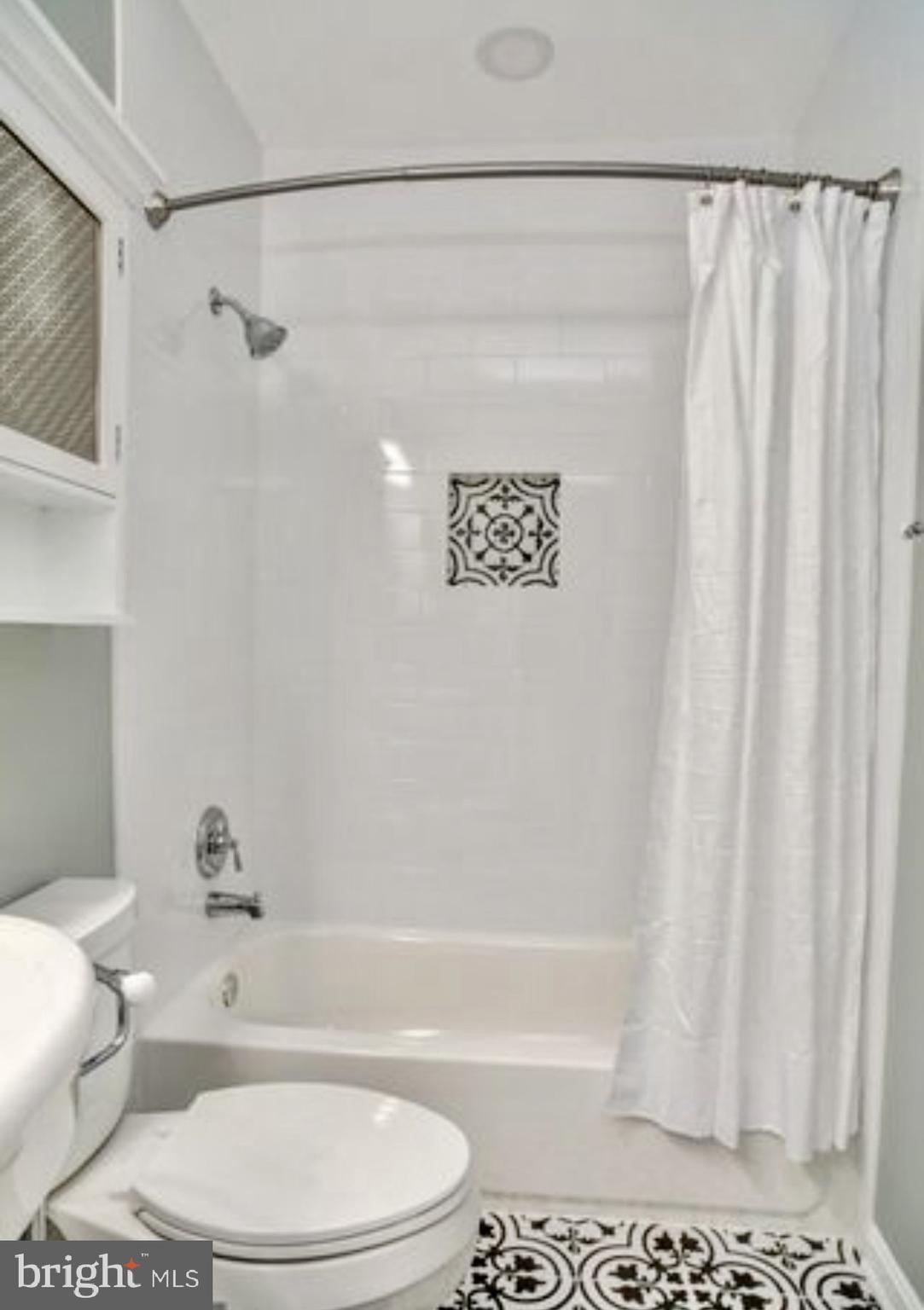 BARTON PLACE - Residential Lease