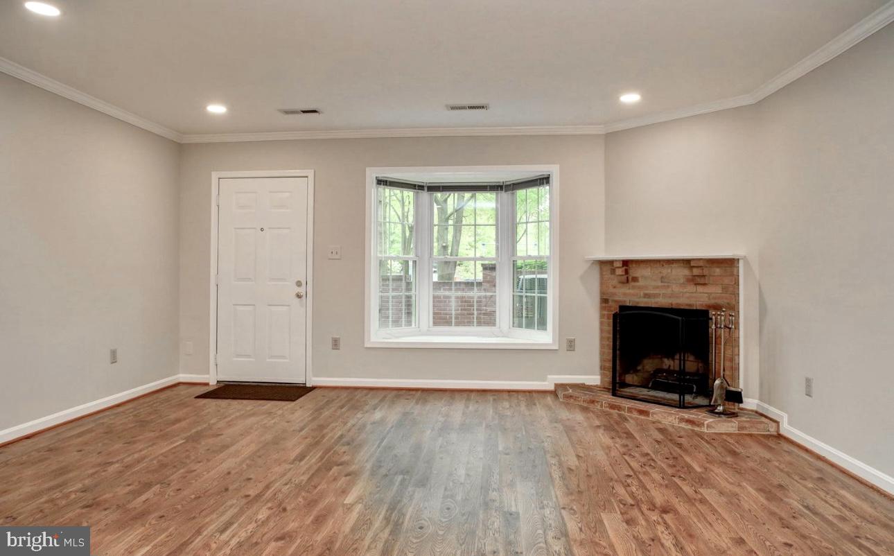 BARTON PLACE - Residential Lease