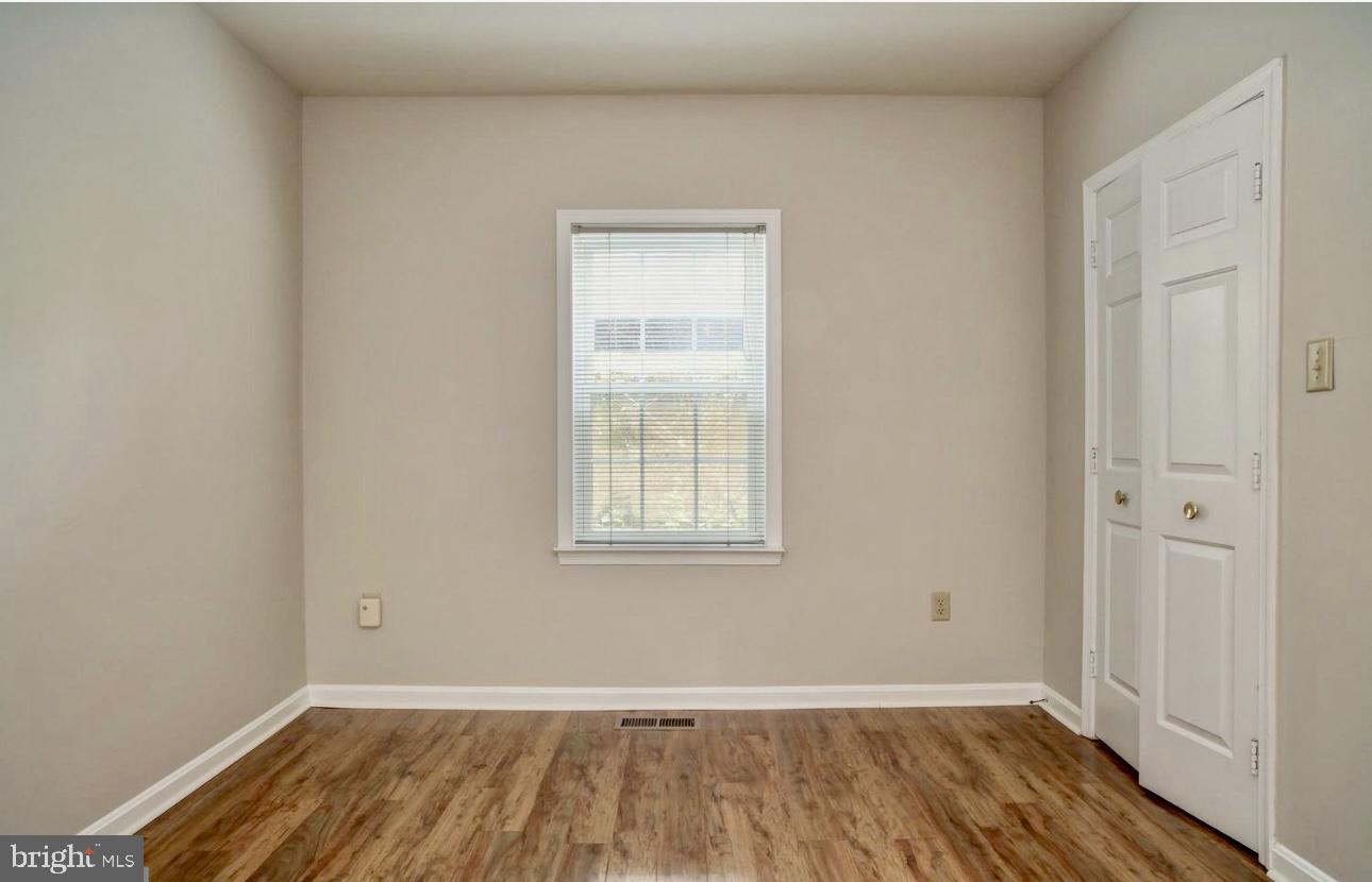 BARTON PLACE - Residential Lease