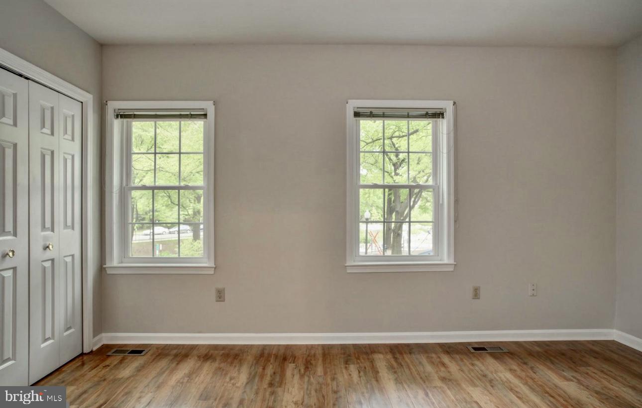 BARTON PLACE - Residential Lease