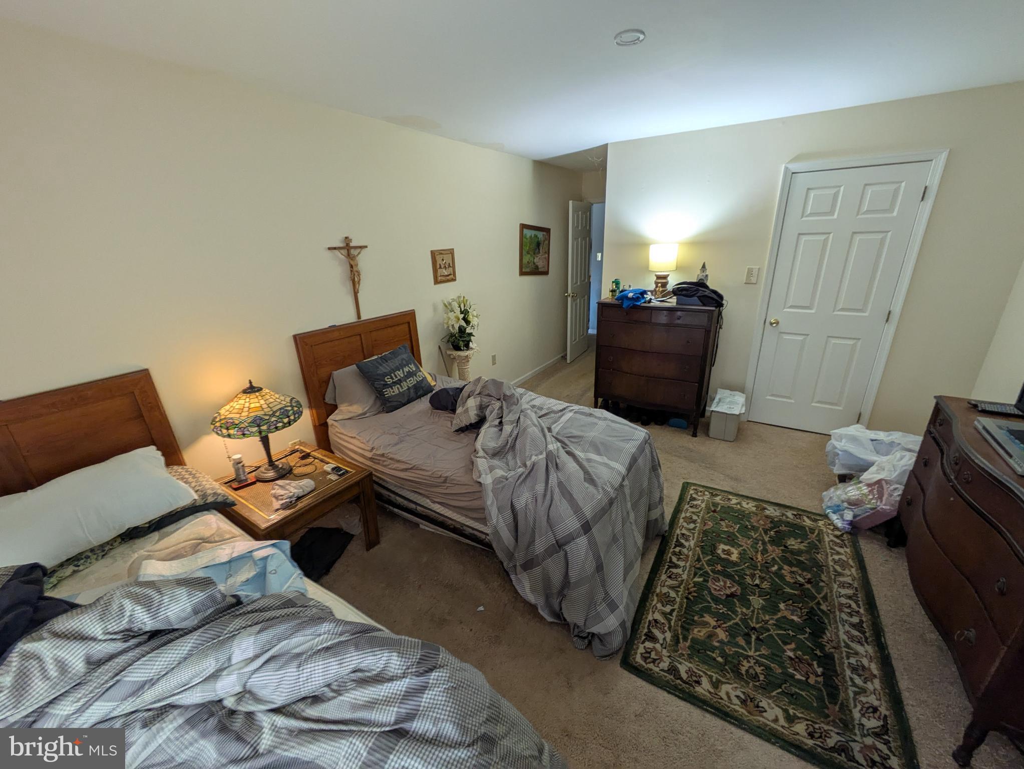 WHITEHALL ESTATES - Residential