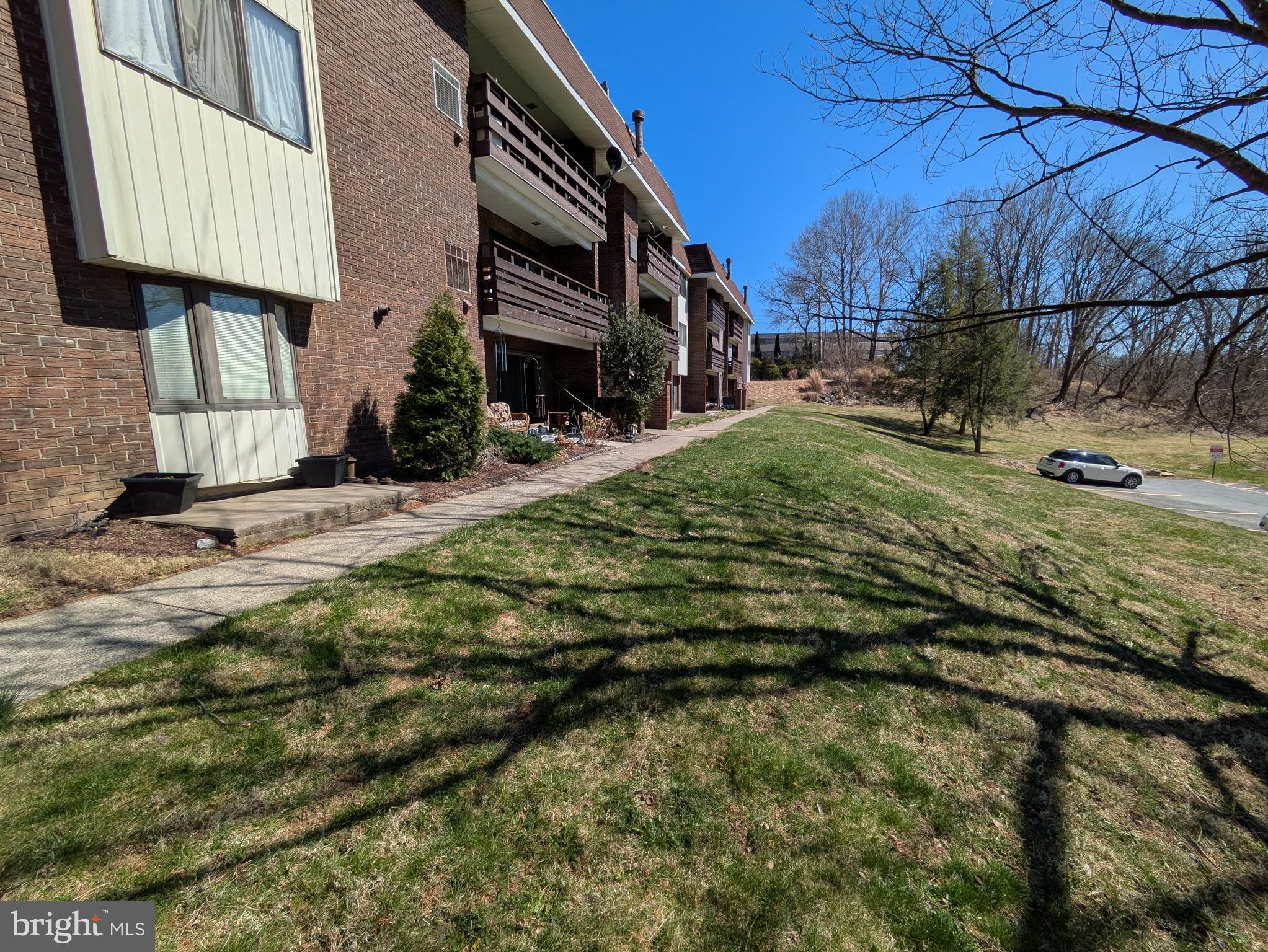 WHITEHALL ESTATES - Residential