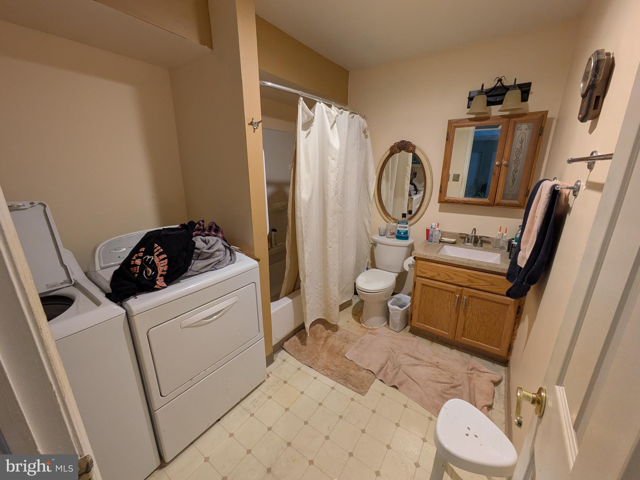 WHITEHALL ESTATES - Residential