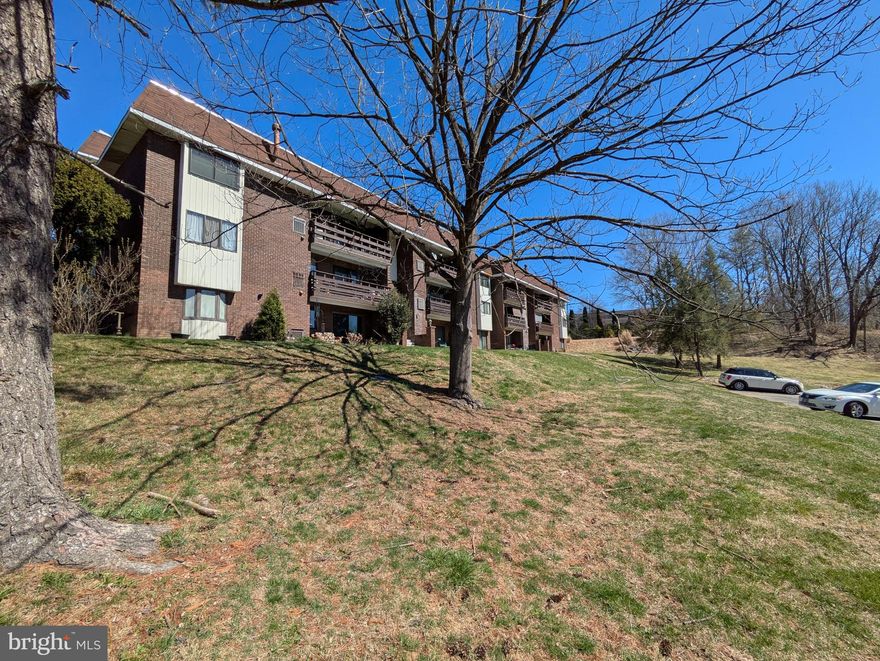 Simple condominium living at an affordable price. This unit needs some TLC and elbow grease to make it shine and improve the value. Enter from the hallway entrance or right through the slider doors at the dining room or bedroom. Large living room. Full bathroom contains - washer and dryer included. Eat in kitchen with oak cabinets, laminate floor, dishwasher and refrigerator. The bedroom has a slider door to the outside that lets in plenty of light. There are 2 closets in the bedroom as well. Gas heat with central air and gas water heater. Steps away from the Jordon Creek Greenway. Close to major highways, shopping, restaurants and entertainment.