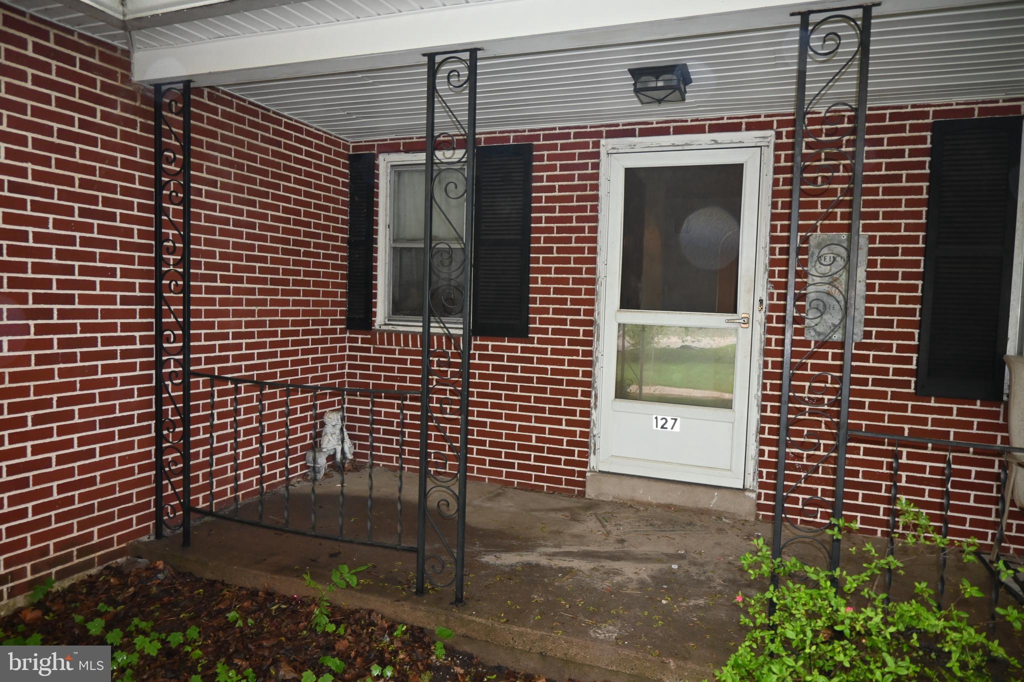 127 N MAIN STREET
