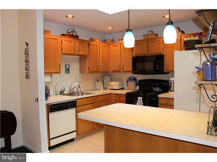 FAIRWAYS AT BROOKSID - Residential