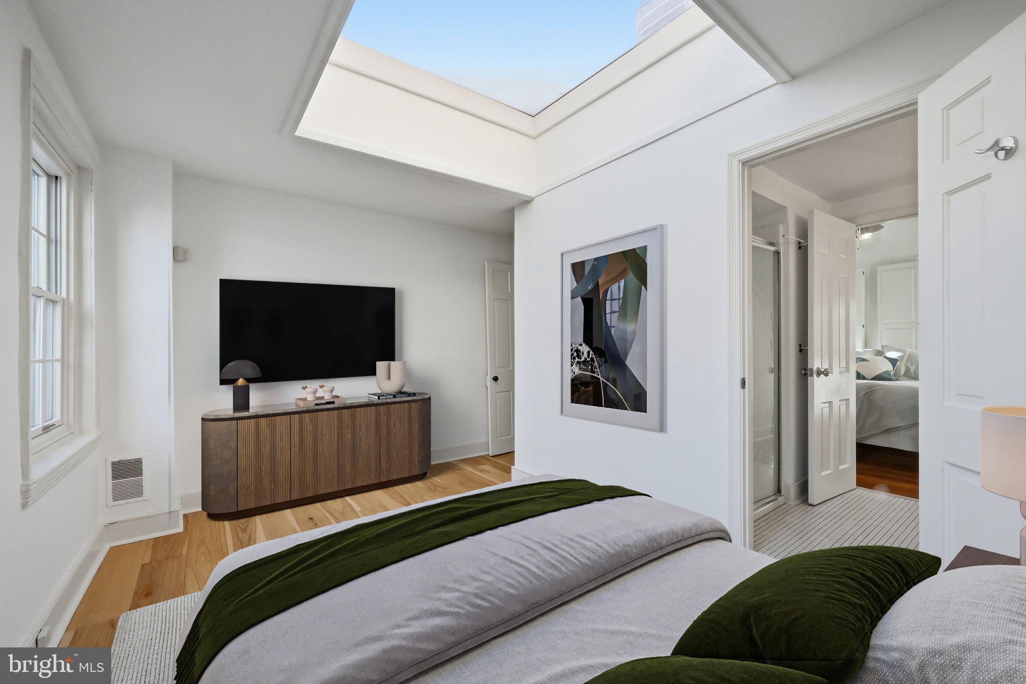 WASHINGTON SQ WEST - Residential