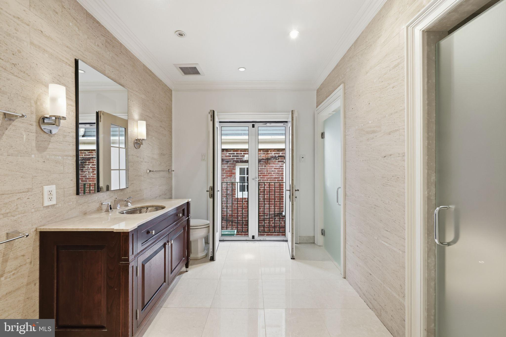 WASHINGTON SQ WEST - Residential