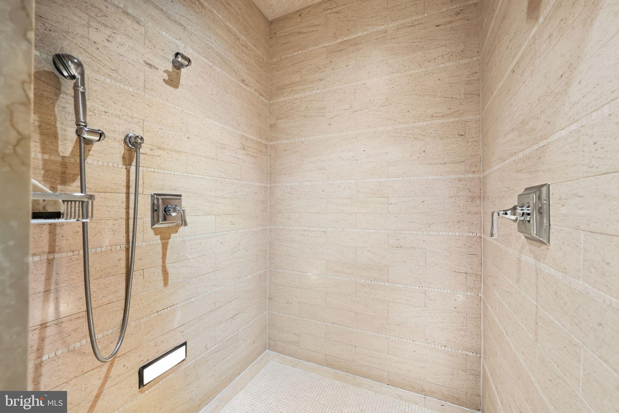 WASHINGTON SQ WEST - Residential