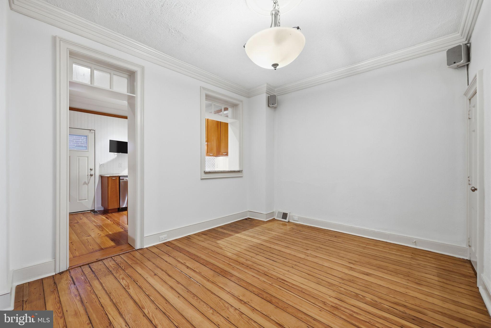 WASHINGTON SQ WEST - Residential