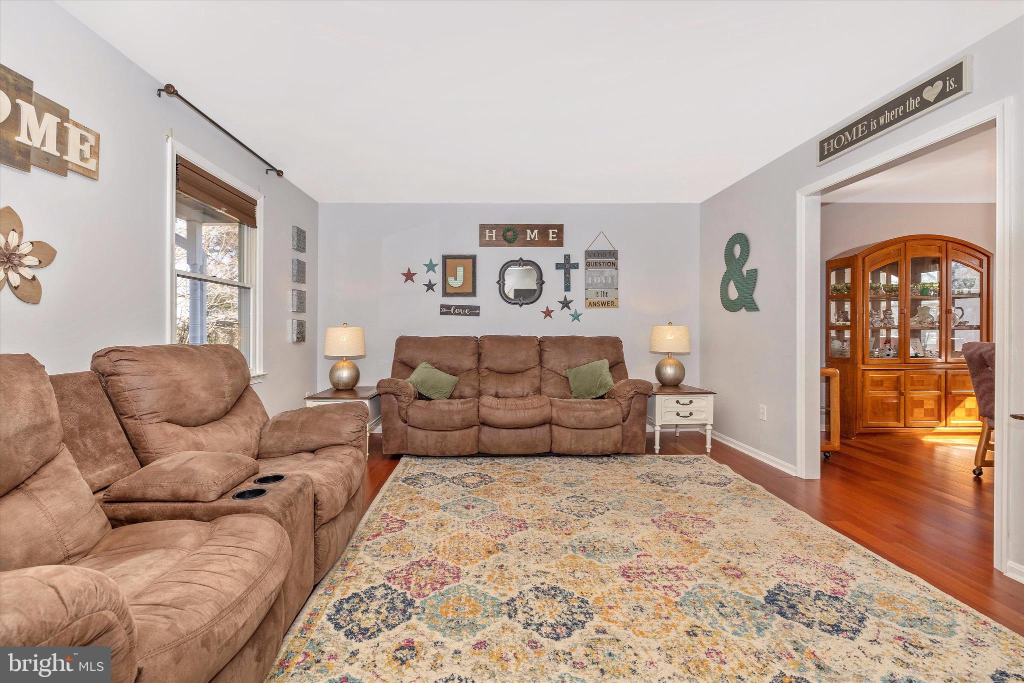 LINTON SPRINGS - Residential