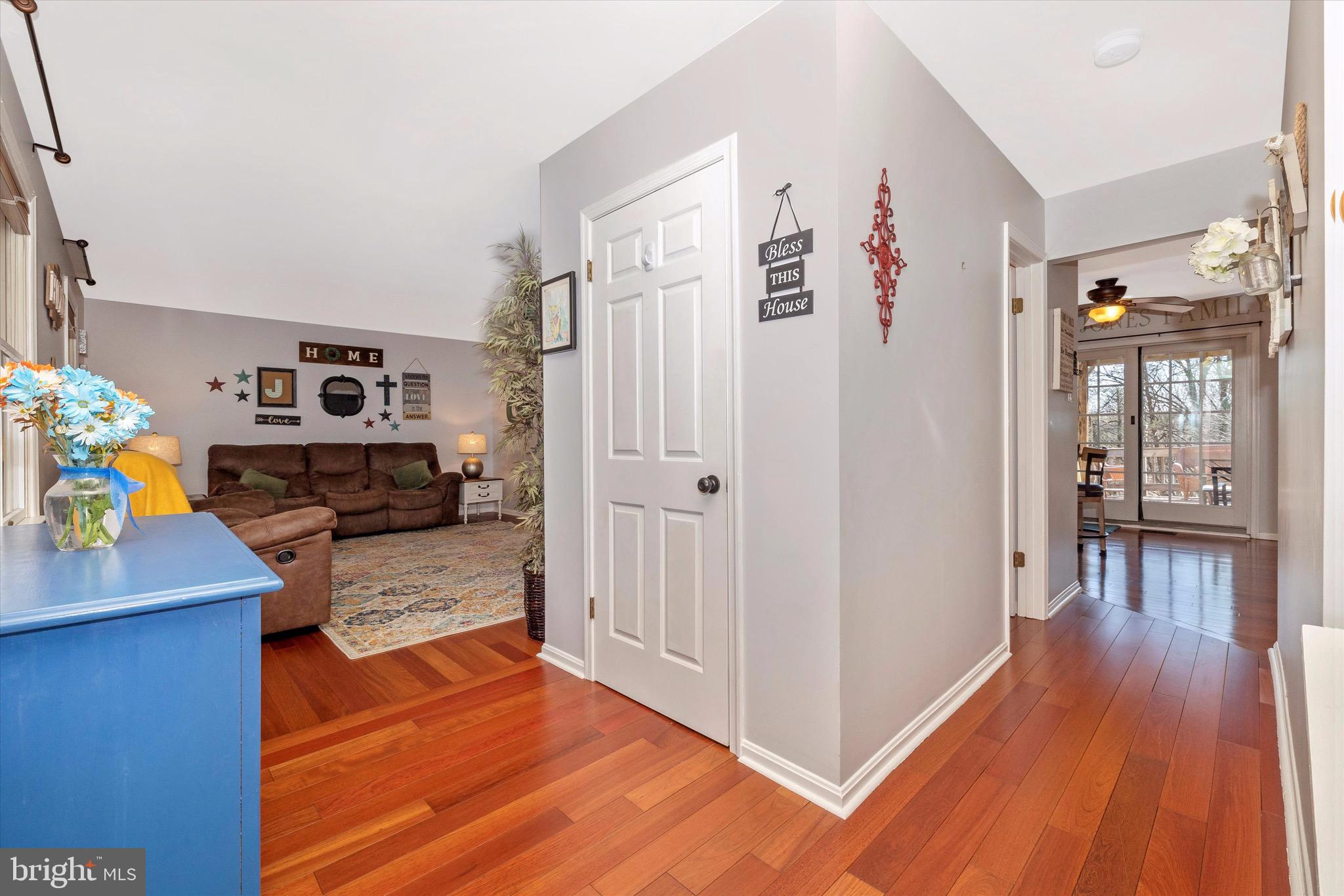 LINTON SPRINGS - Residential