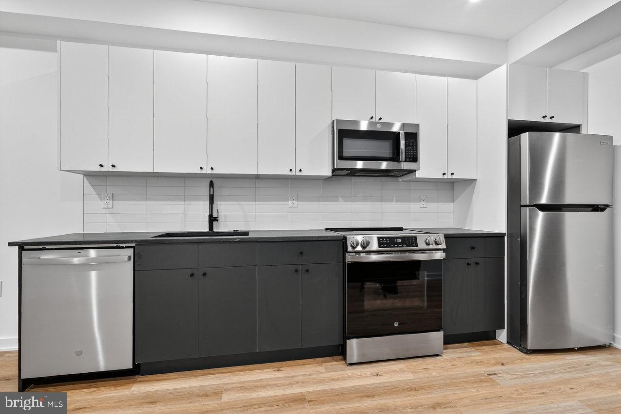 WEST KENSINGTON - Residential Lease