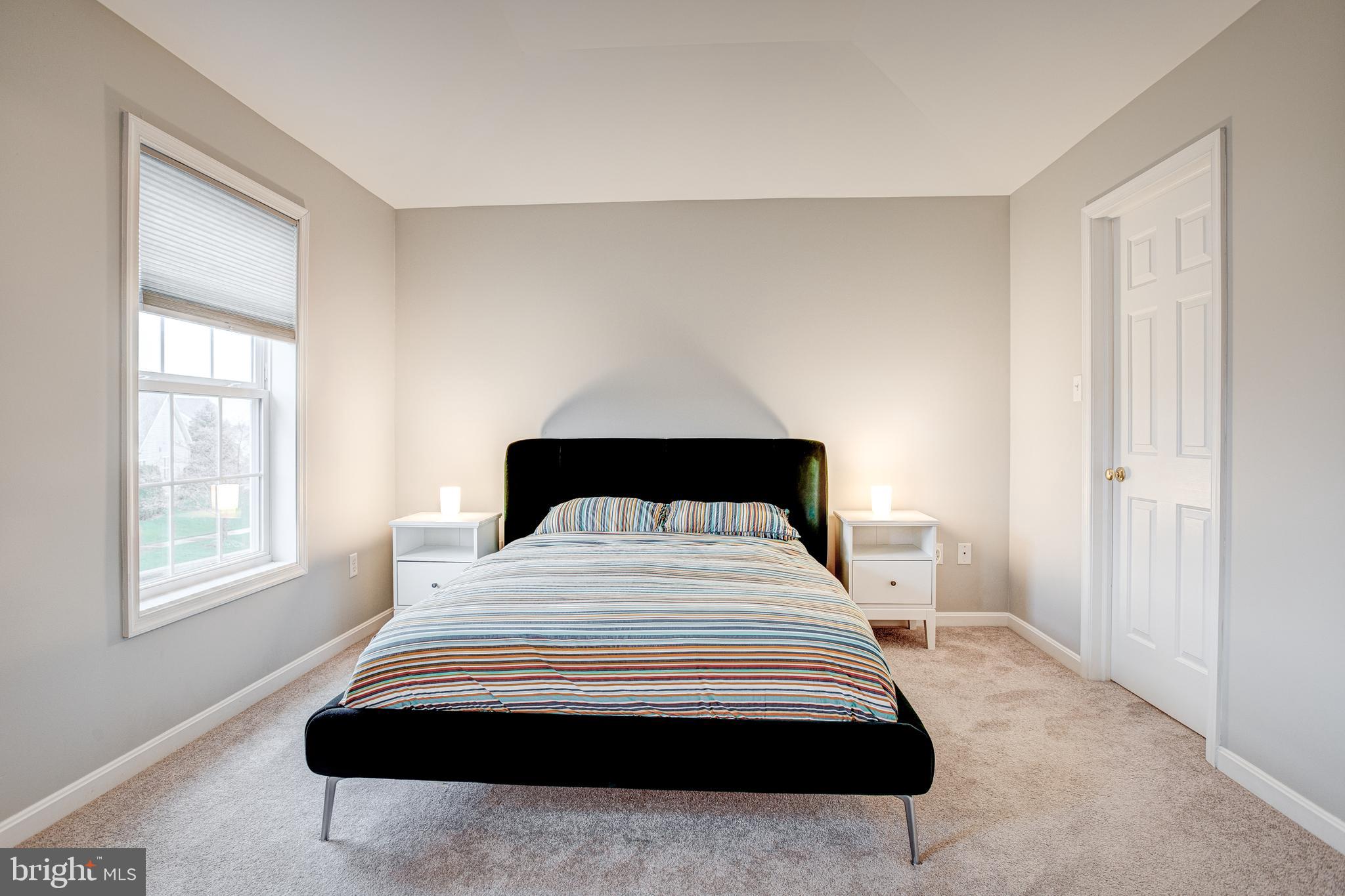 HUNTERS CHASE - Residential