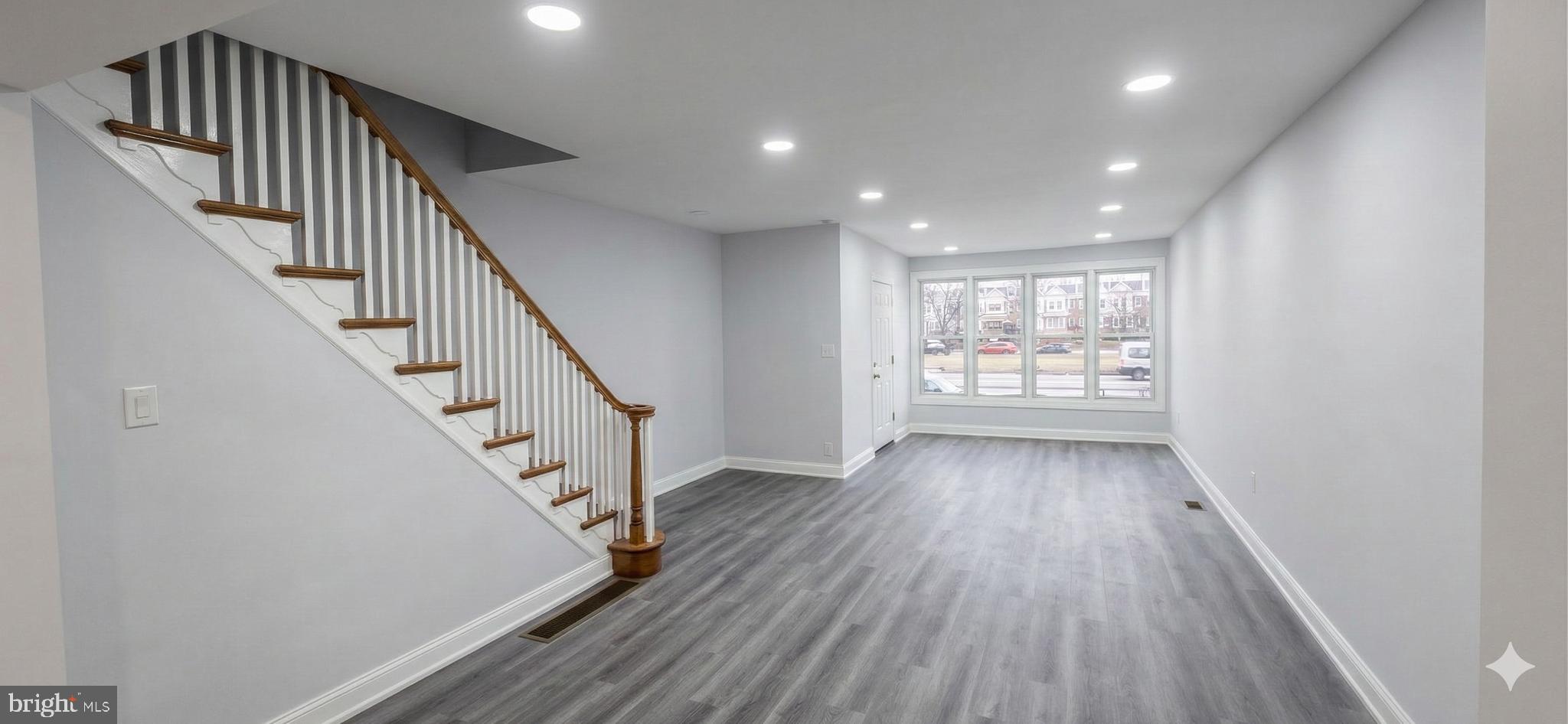 PHILADELPHIA - Residential