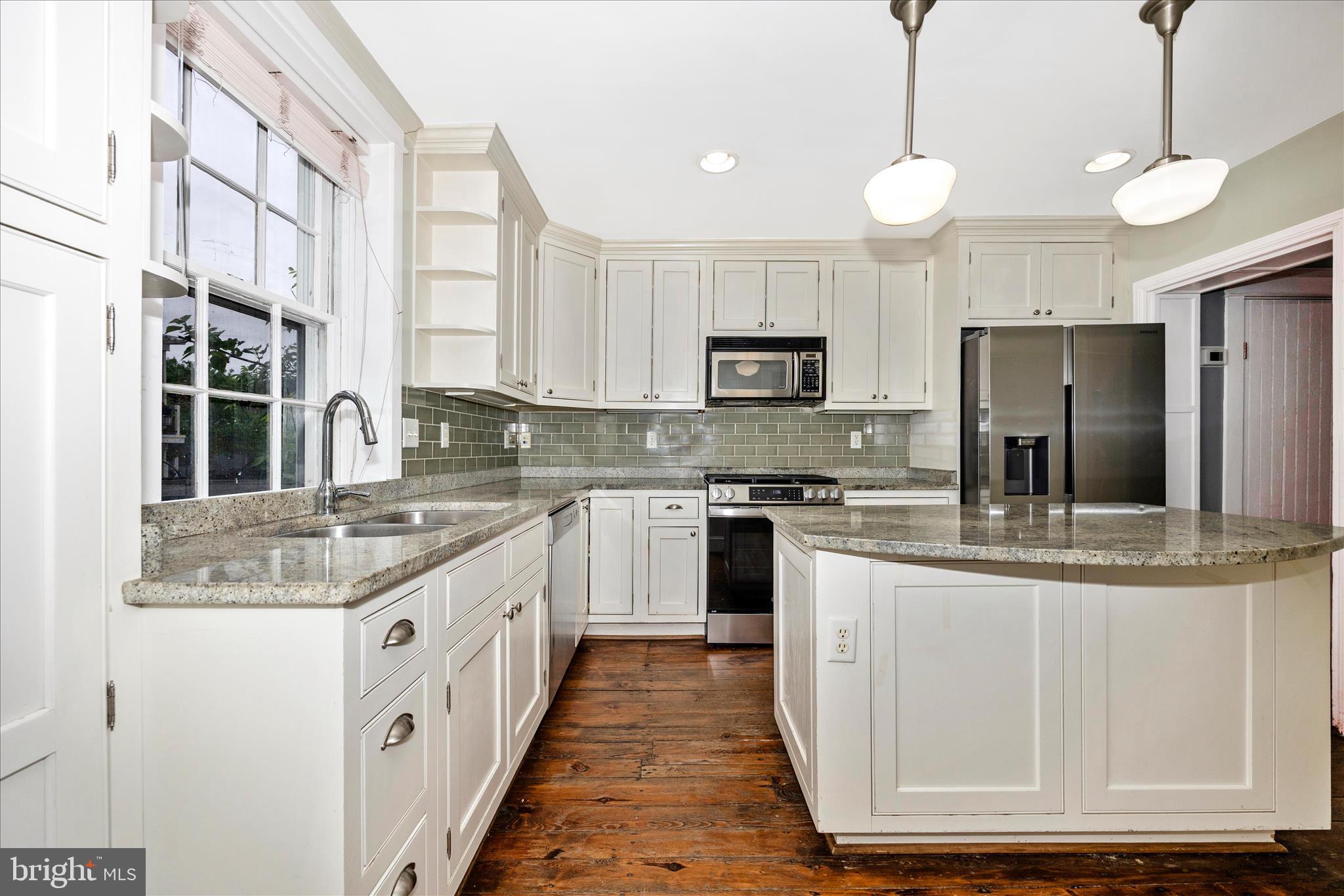 DOWNTOWN FREDERICK - Residential
