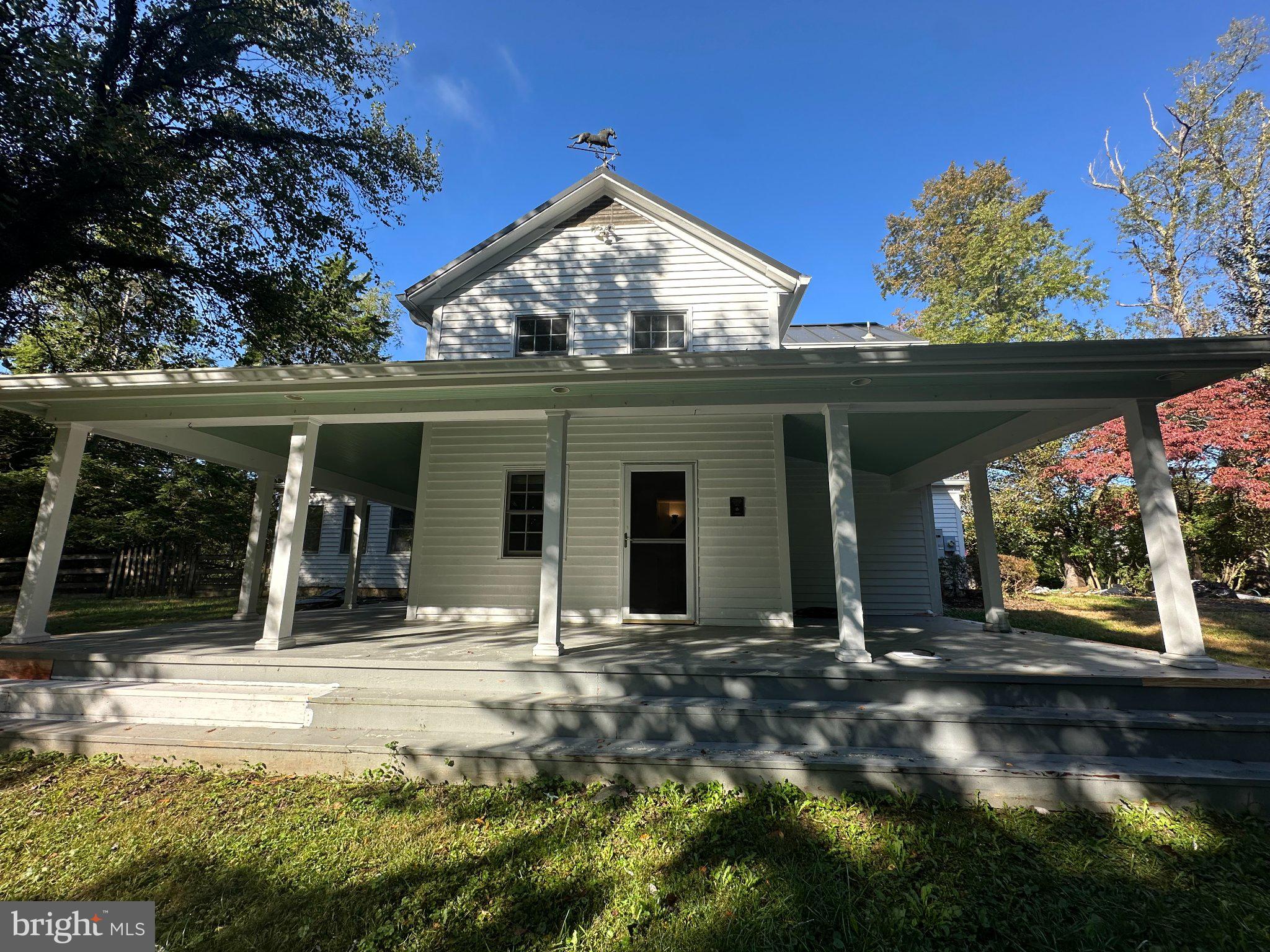 326 WALKER ROAD