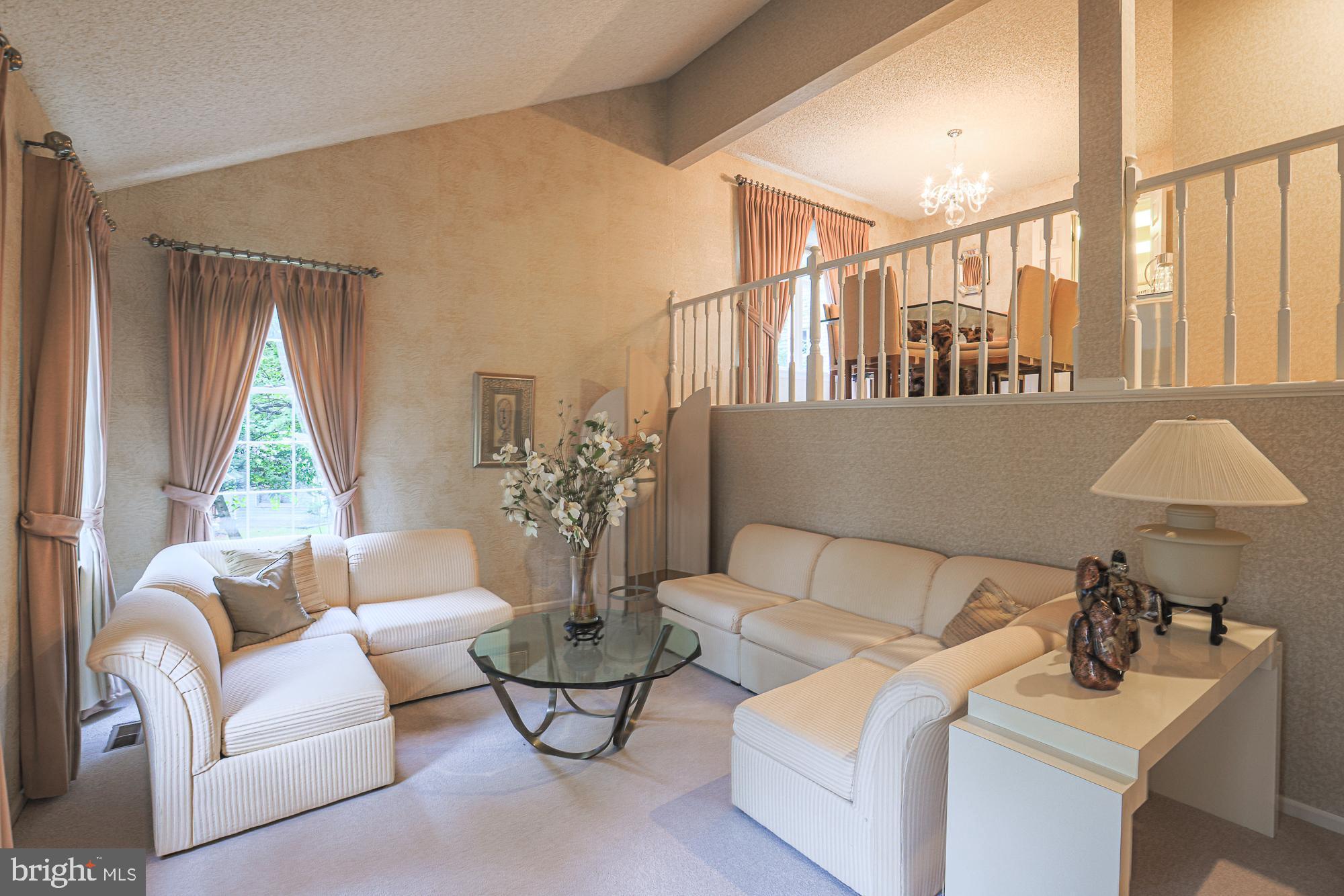 HUNT RIDGE - Residential