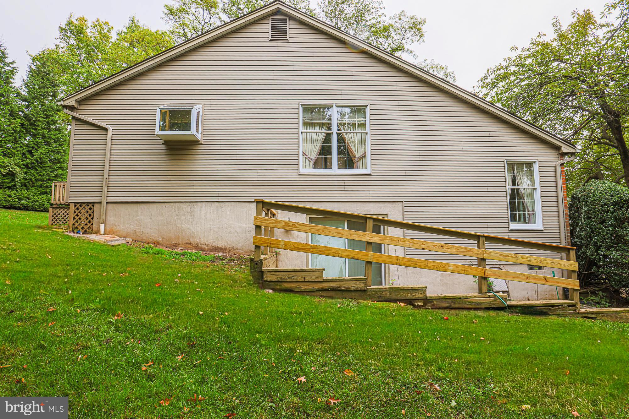 HUNT RIDGE - Residential