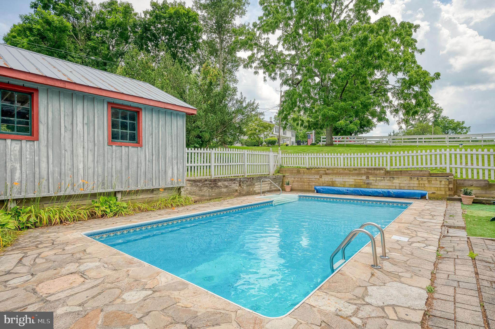 MONKTON VILLAGE - Residential