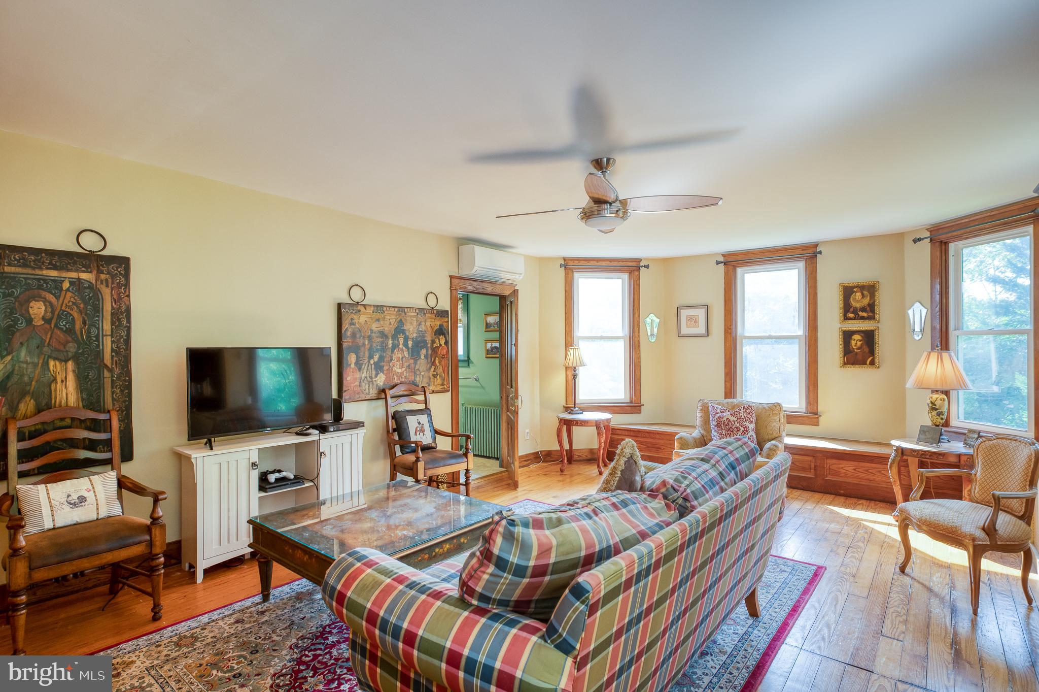 MONKTON VILLAGE - Residential