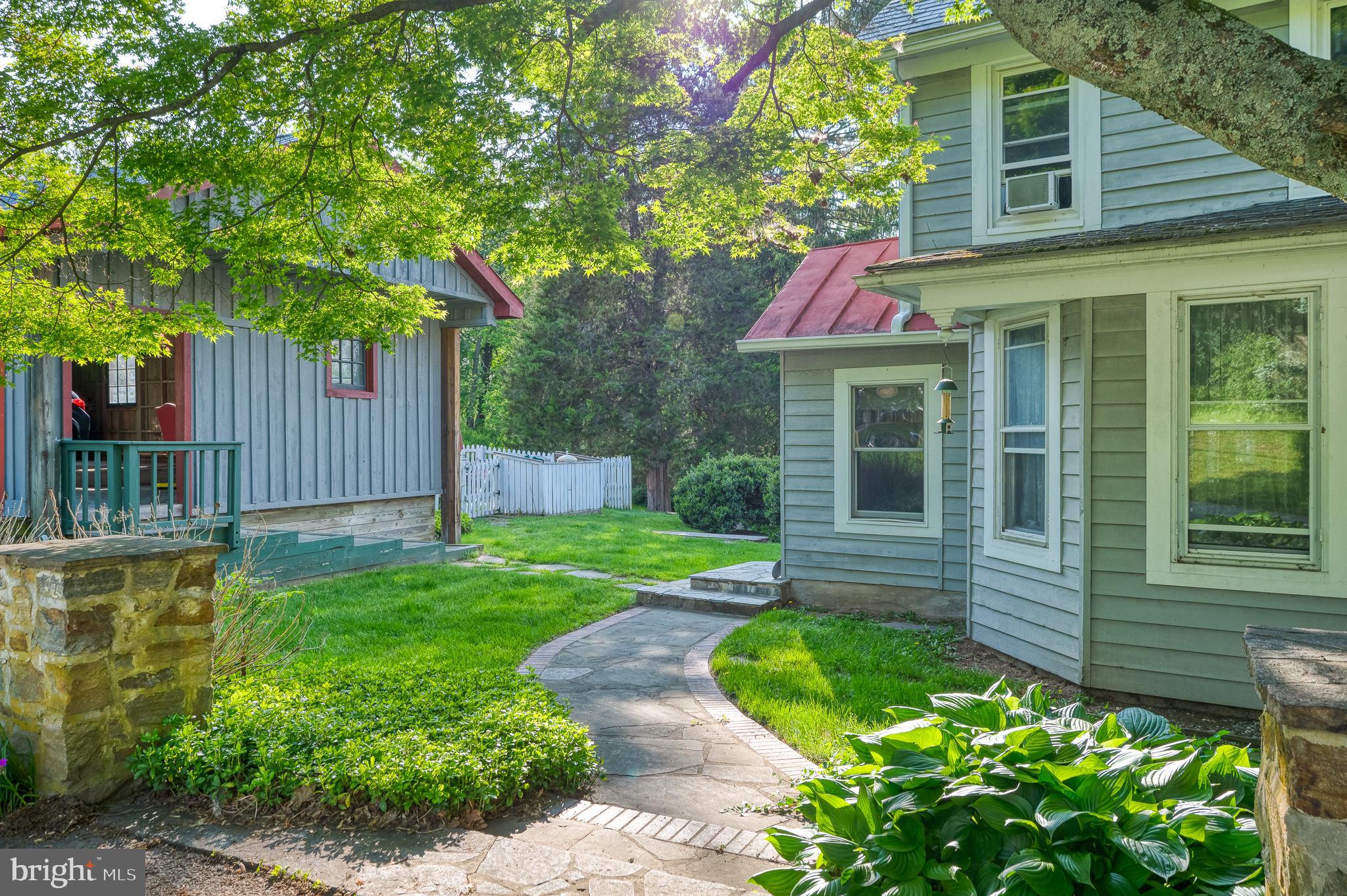 MONKTON VILLAGE - Residential