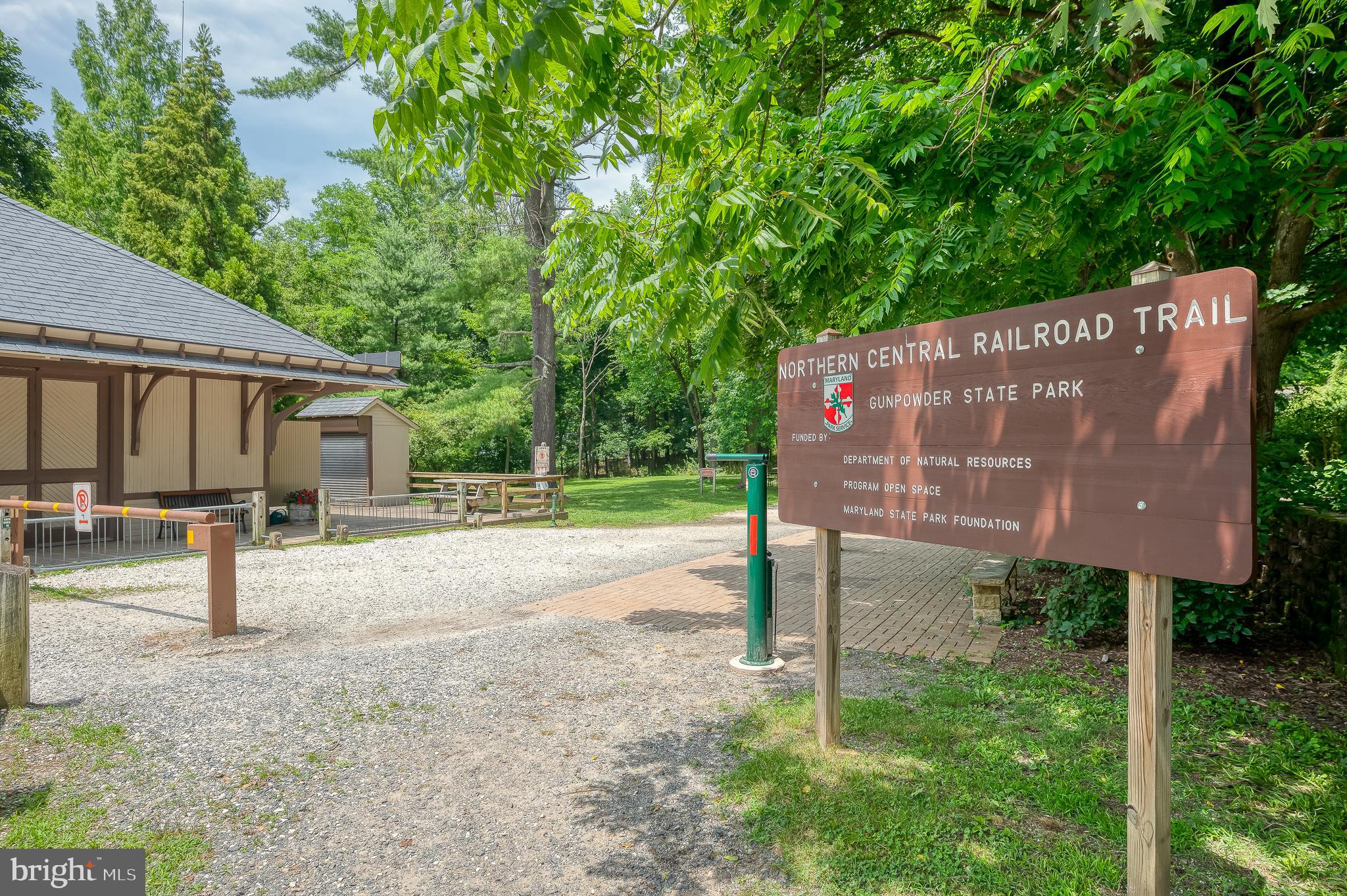 MONKTON VILLAGE - Residential