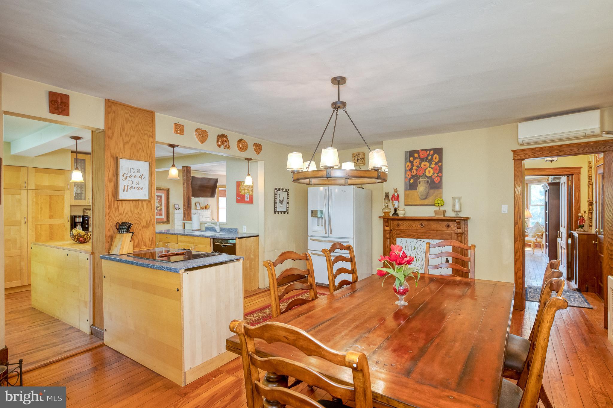 MONKTON VILLAGE - Residential