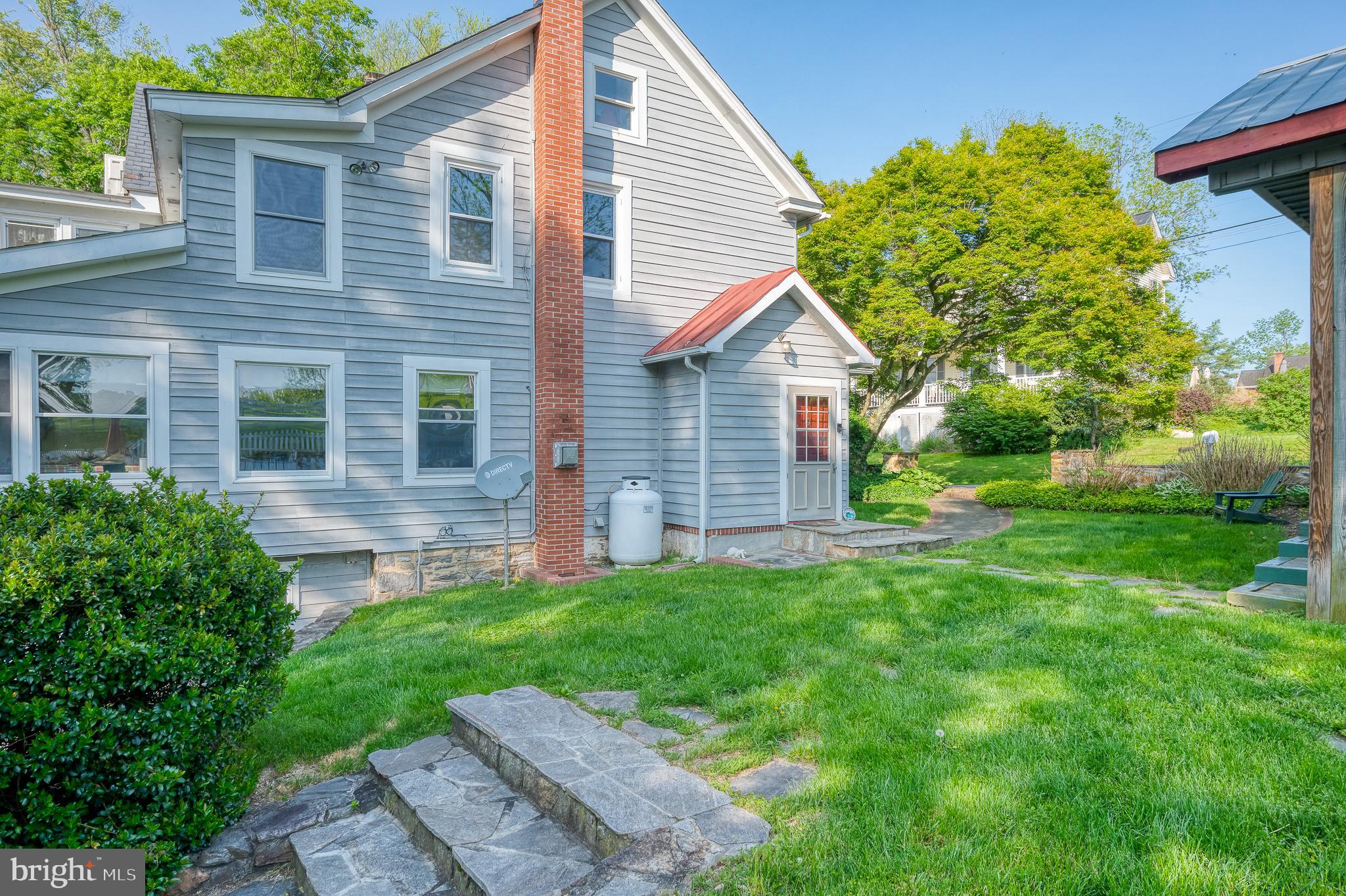 MONKTON VILLAGE - Residential