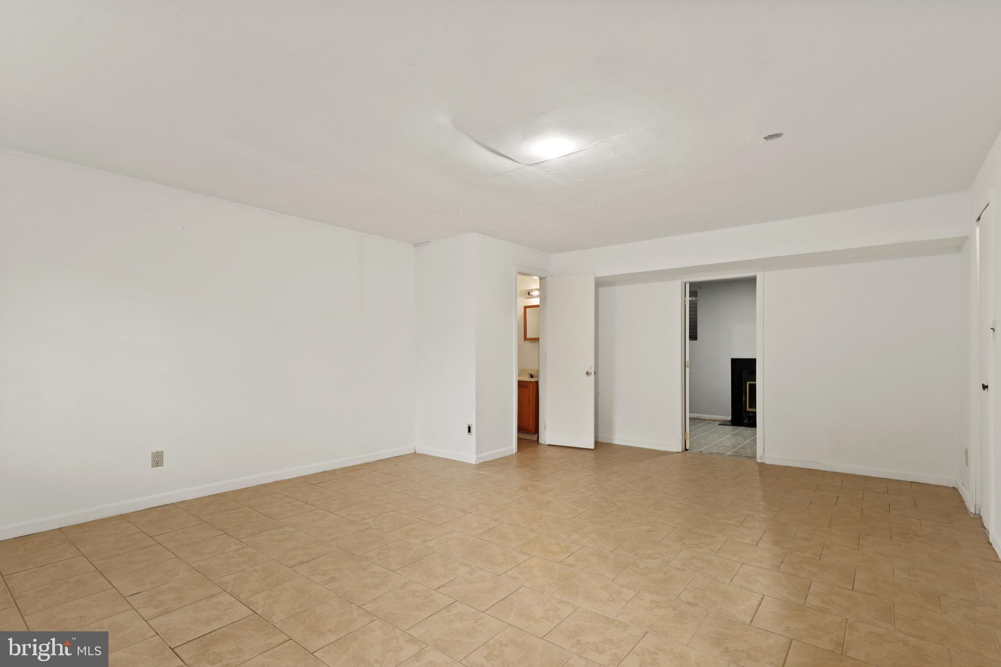 STAFFORD MEWS - Residential